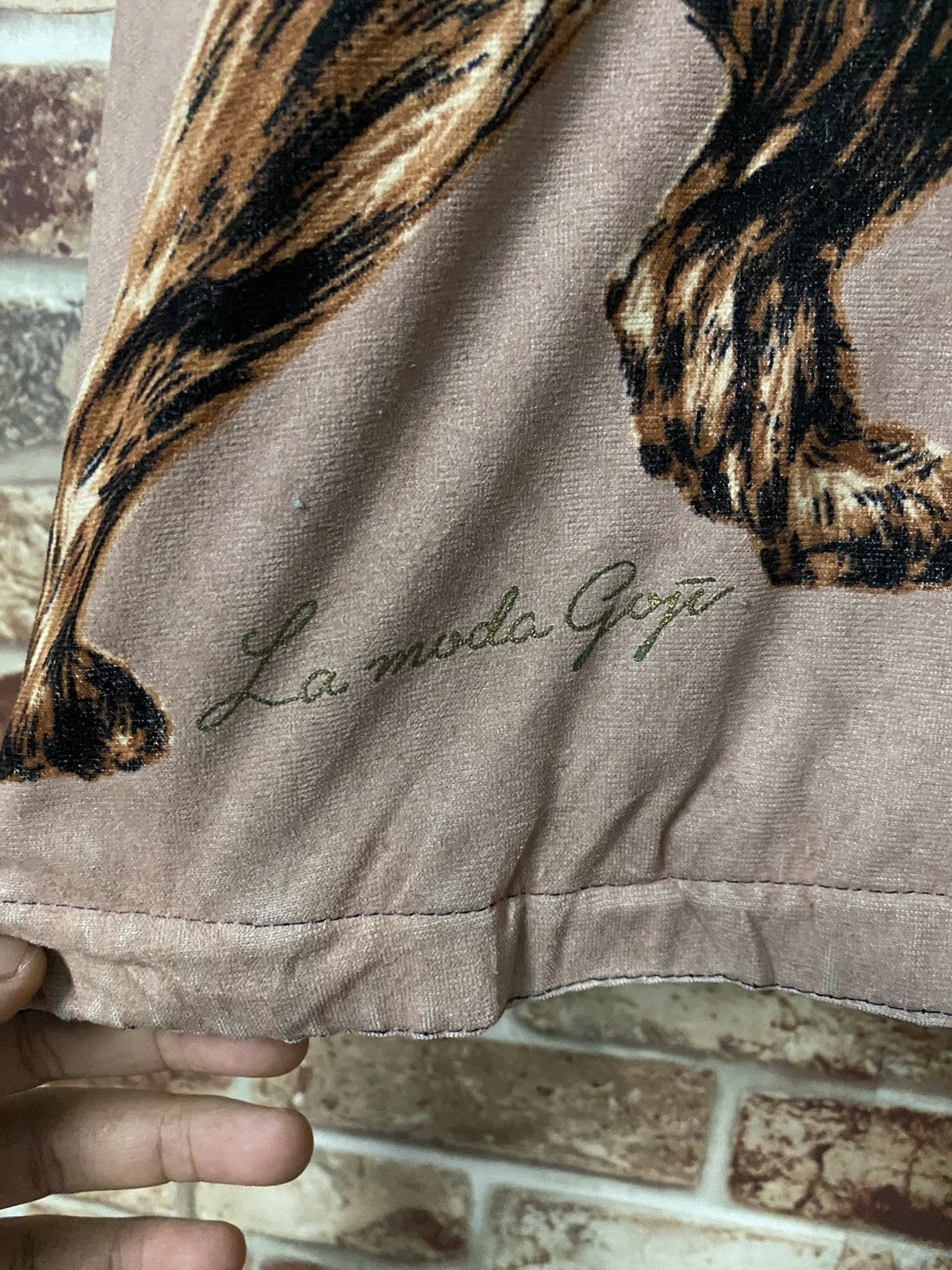 Japanese Brand GK VEST LION PHOTO DESIGN Size US M / EU 48-50 / 2 - 3 Thumbnail