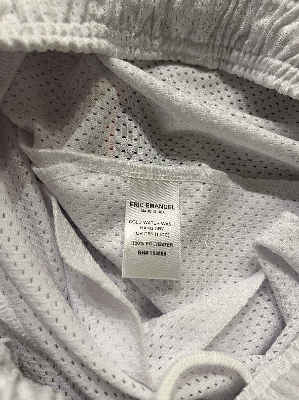 Eric Emanuel Eric Emanuel White w blue apple mesh shorts medium Size US 30 / EU 46 - 4 Thumbnail