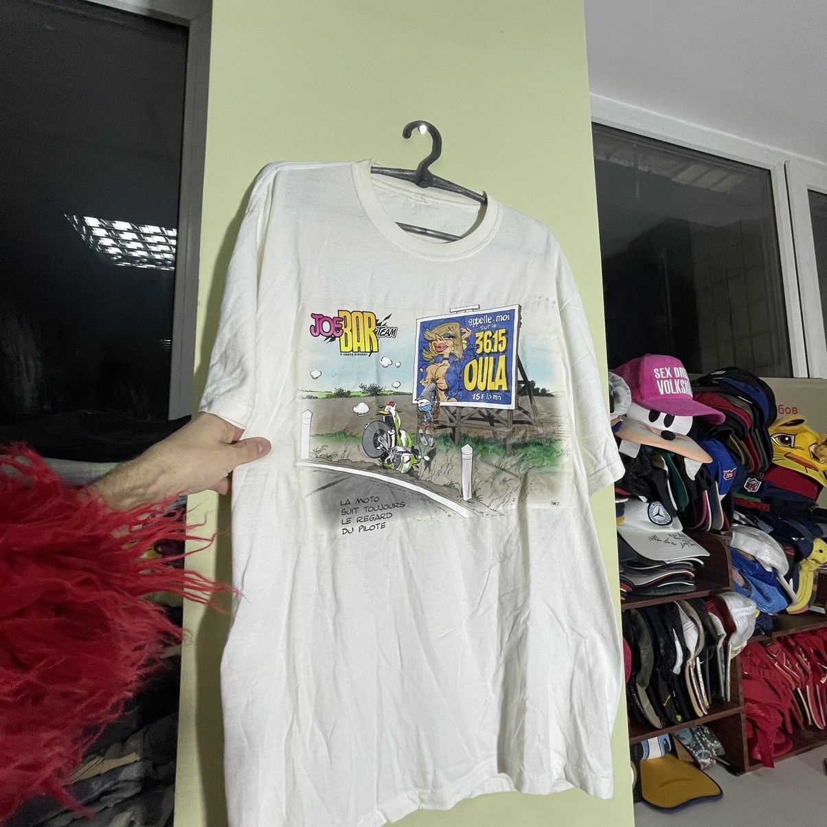 Vintage Vintage 90s Graphic Tee Sun Faded Humor Print Oversized XL Size US XL / EU 56 / 4 - 6 Thumbnail