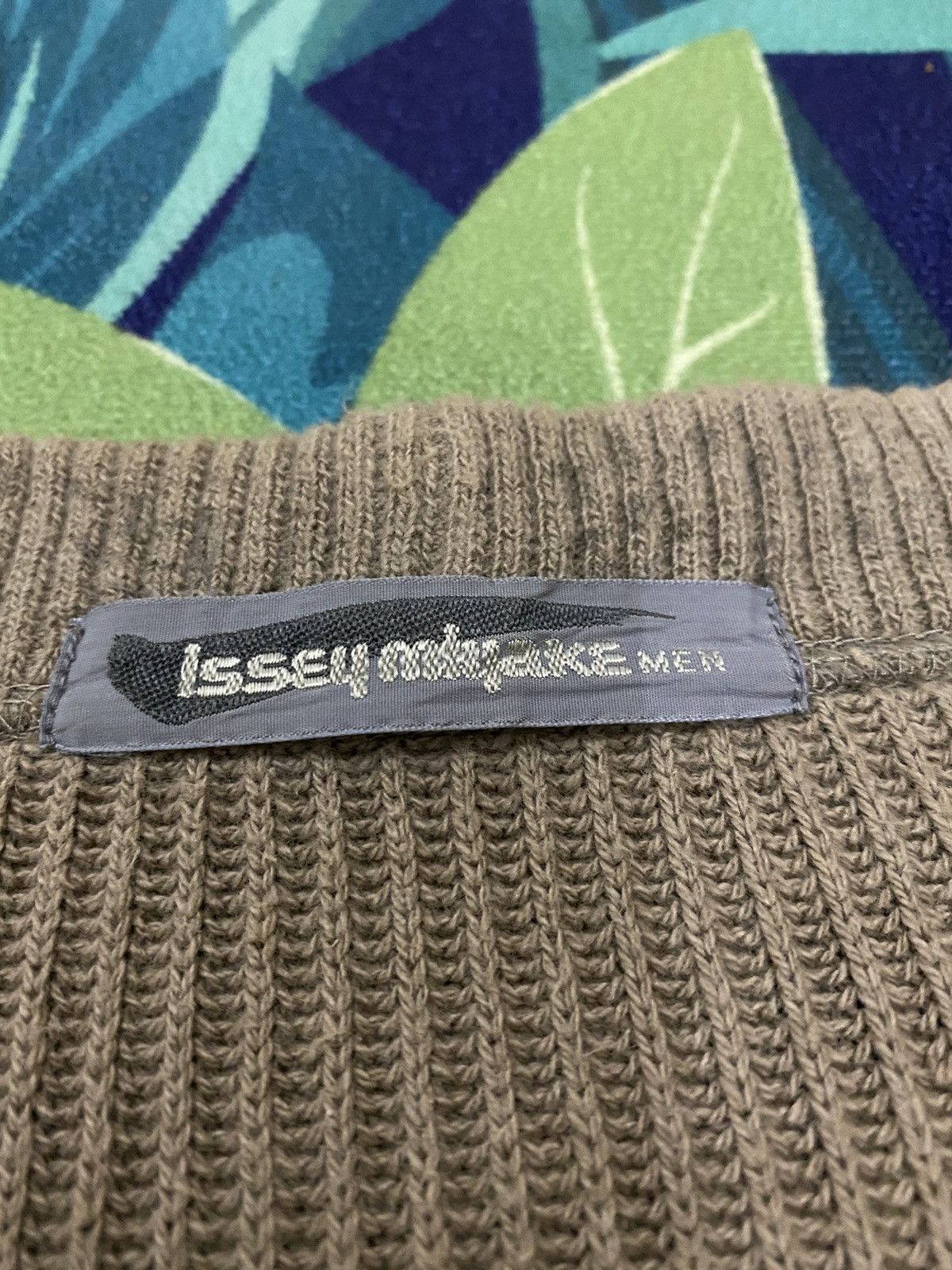 Issey Miyake 🔥RARE🔥VINTAGE 80’s ISSEY MIYAKE MEN KNITWEAR CARDIGAN Size US M / EU 48-50 / 2 - 9 Thumbnail