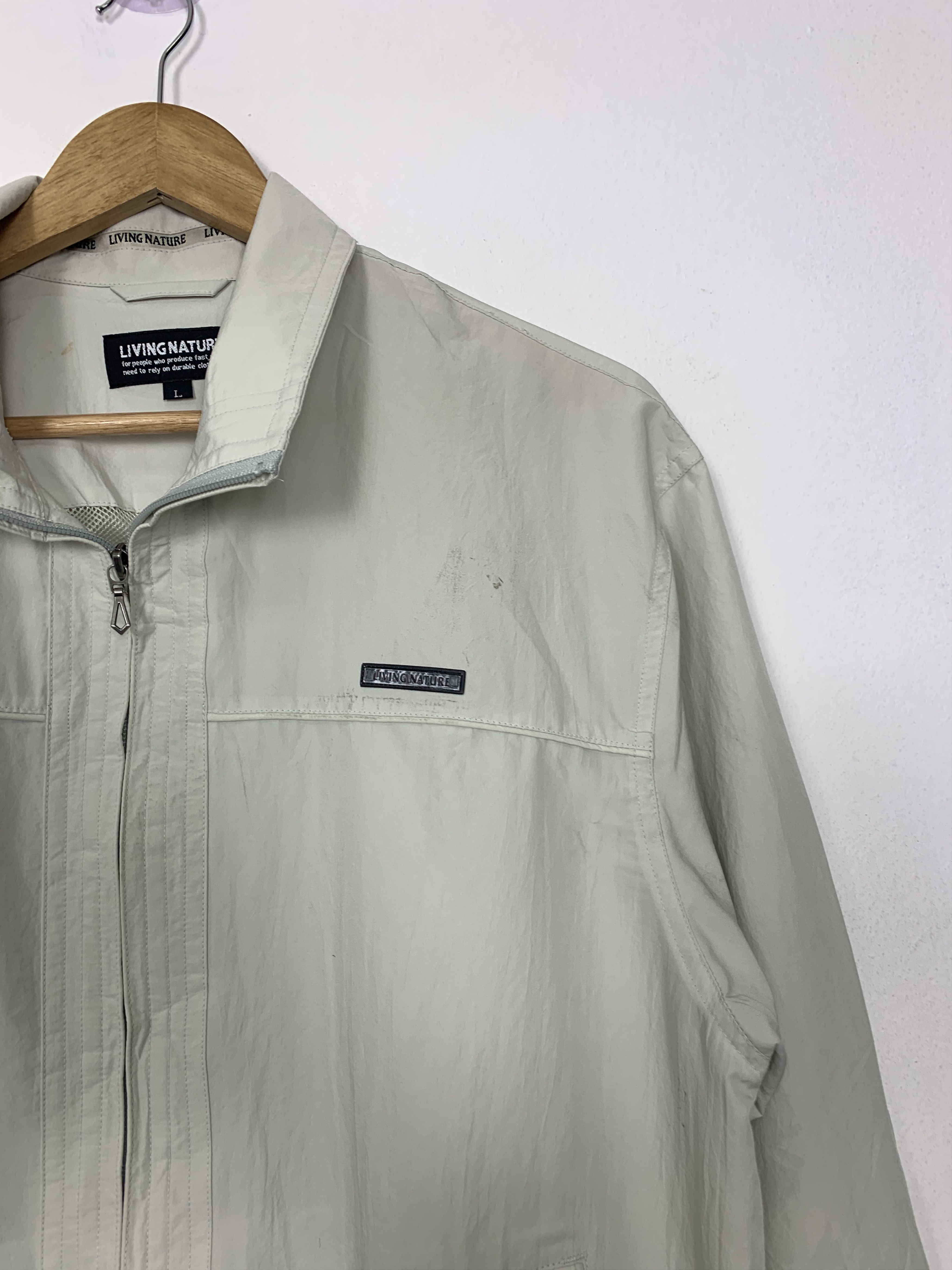 Japanese Brand Vintage LIVING NATURE Zip Up Jacket Size US M / EU 48-50 / 2 - 3 Thumbnail