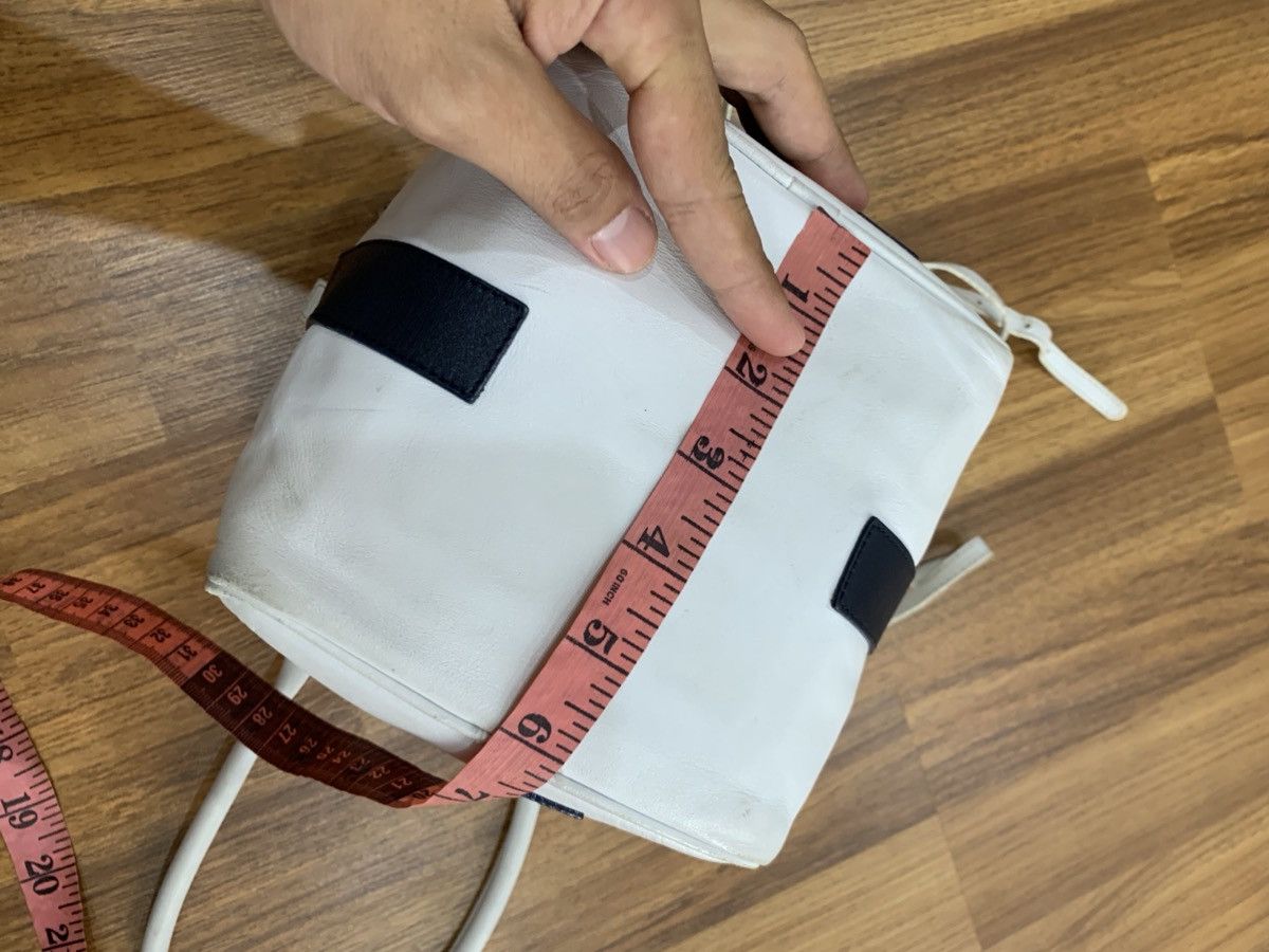 Vintage GILLI FIAT CUBE LEATHER MINI SHOULDER BAG Size ONE SIZE - 9 Thumbnail
