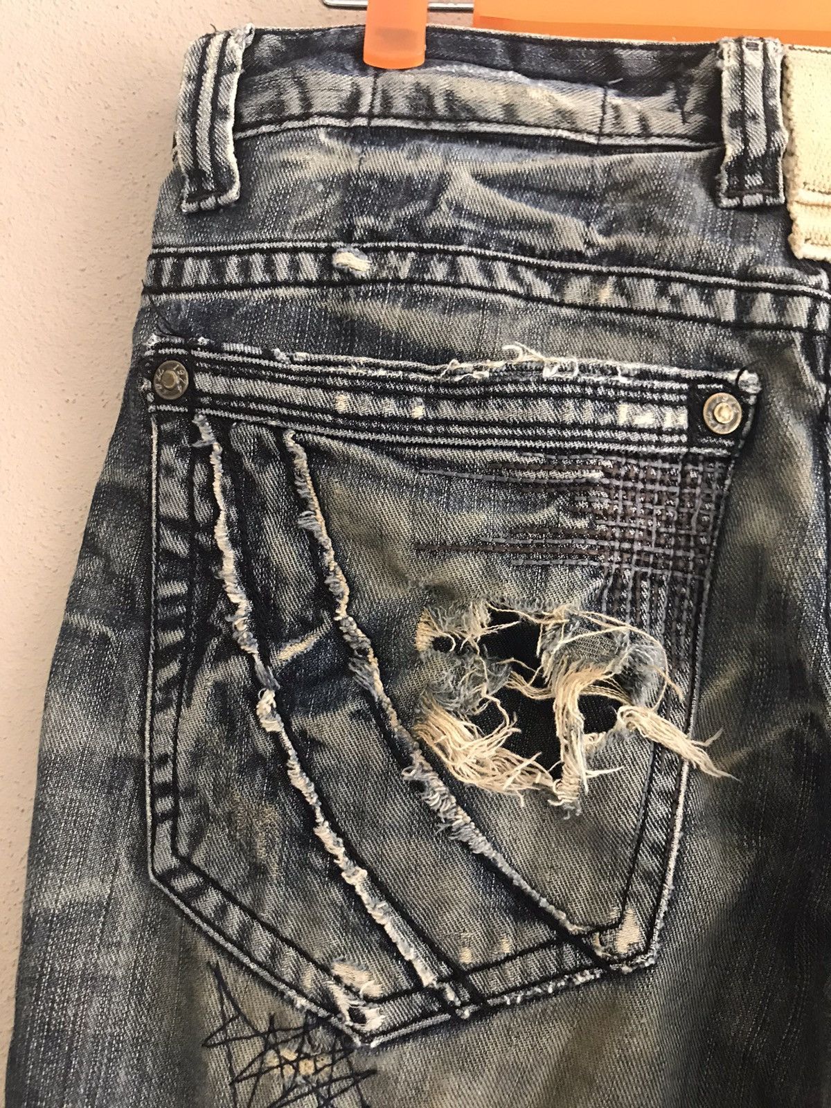 Japanese Brand Tokyo Boulevard distessed style jeans Size US 33 - 15 Thumbnail