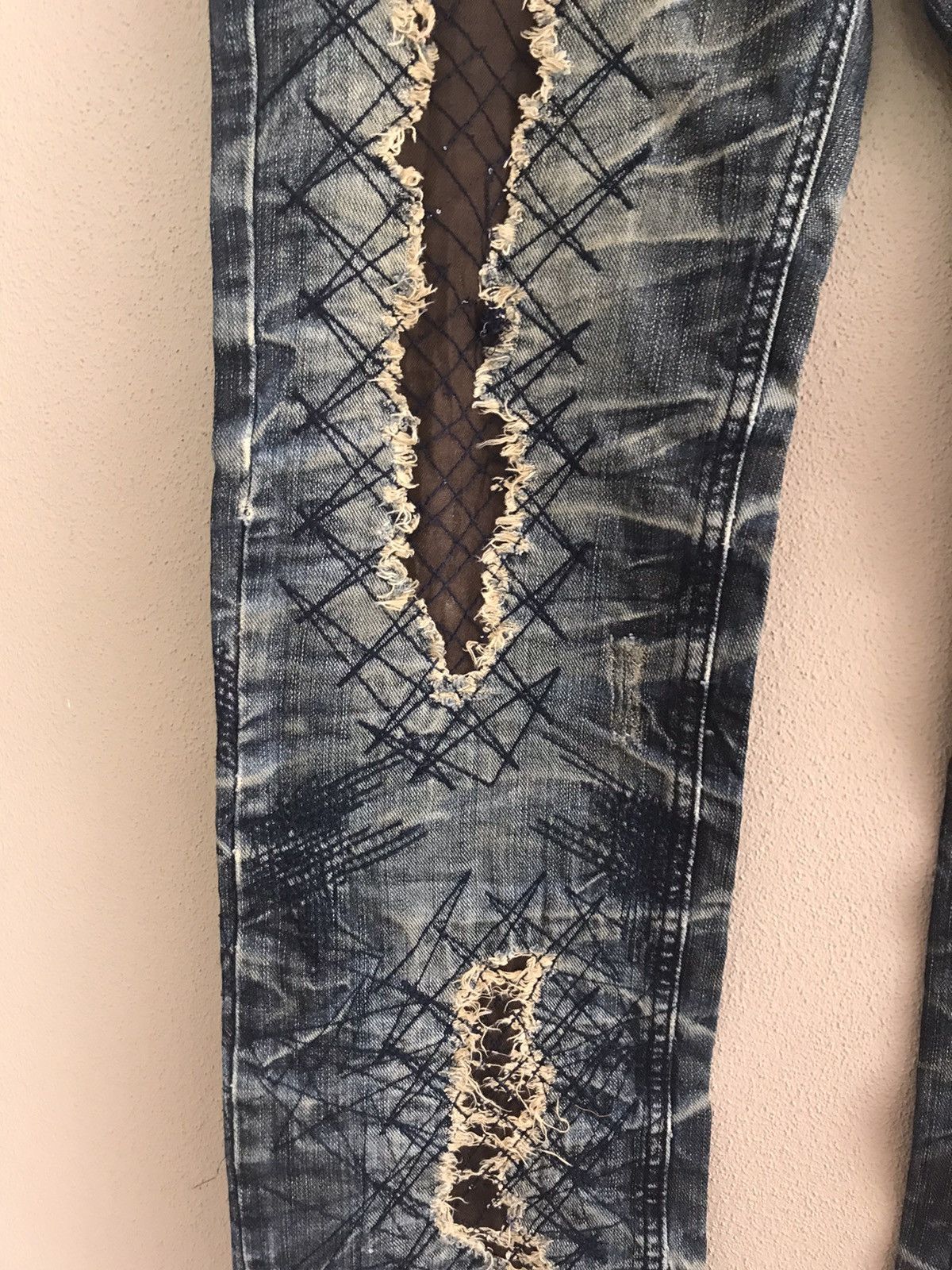 Japanese Brand Tokyo Boulevard distessed style jeans Size US 33 - 7 Thumbnail