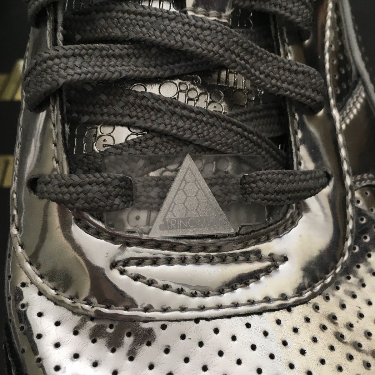 Alife × Puma Puma X Alife R698 metallic silver Size US 9 / EU 42 - 4 Thumbnail