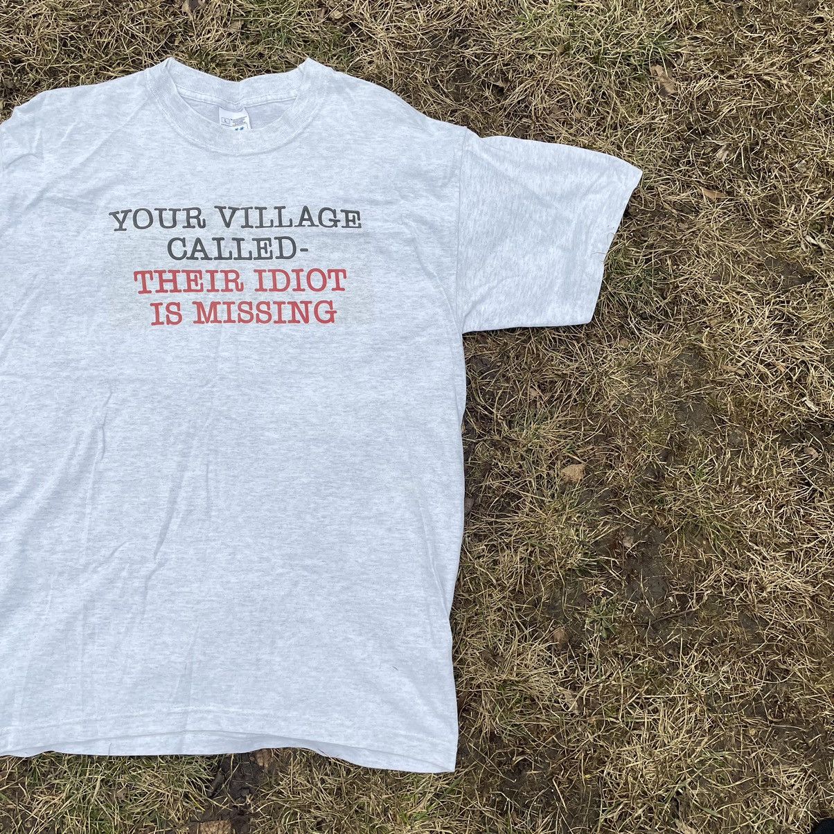 Vintage Vintage Y2K Their Idiot Is Missing Graphic Tee Humor Streetw Size US L / EU 52-54 / 3 - 2 Thumbnail