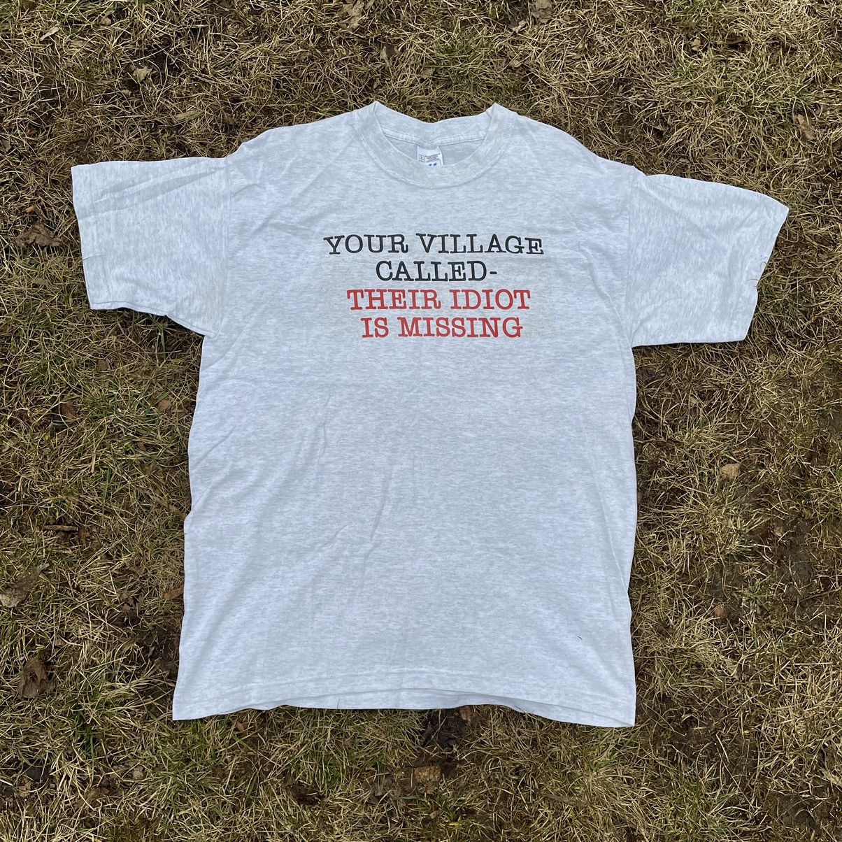 Vintage Vintage Y2K Their Idiot Is Missing Graphic Tee Humor Streetw Size US L / EU 52-54 / 3 - 1 Thumbnail
