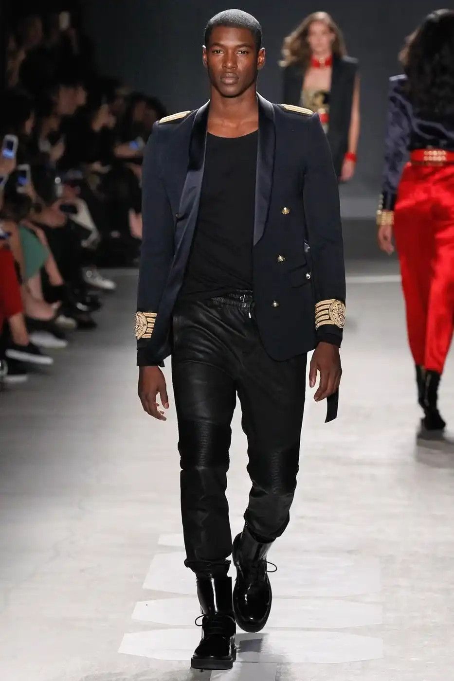Hm balmain blazer store