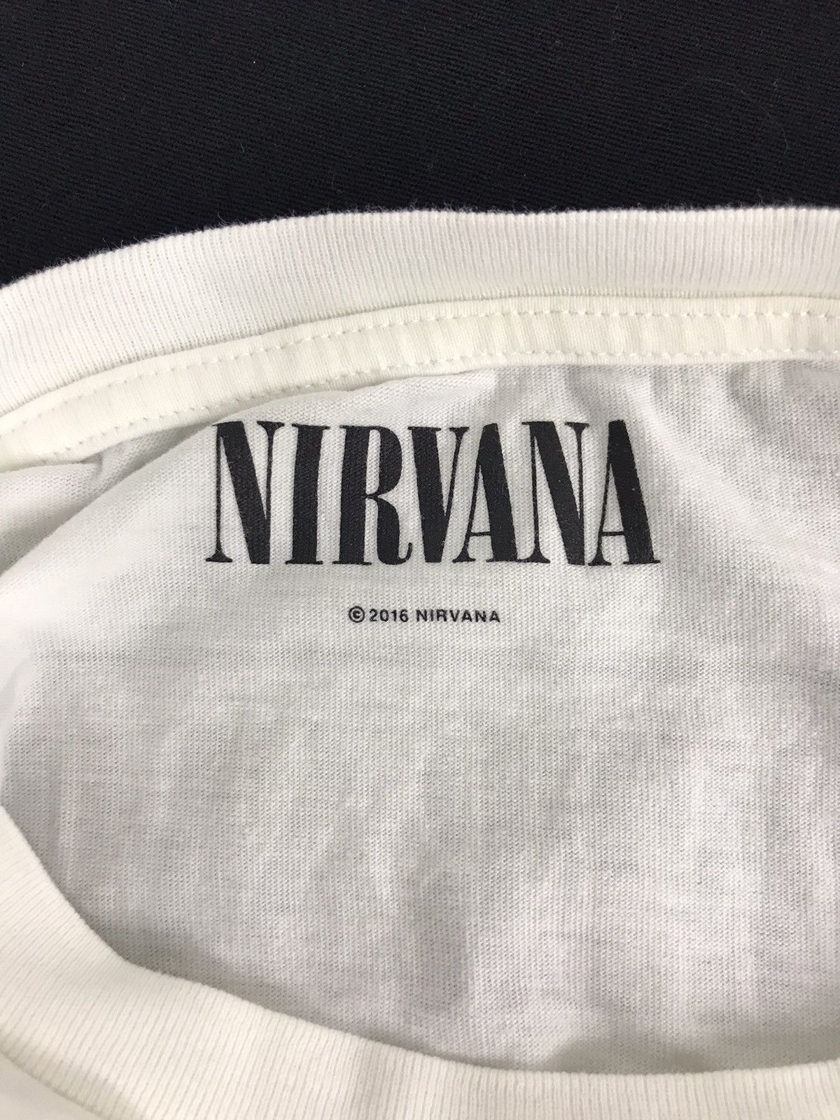 Nirvana Nirvana Kurt Cobain Smiley Face Rock Grunge Tee Size S / US 4 / IT 40 - 5 Thumbnail