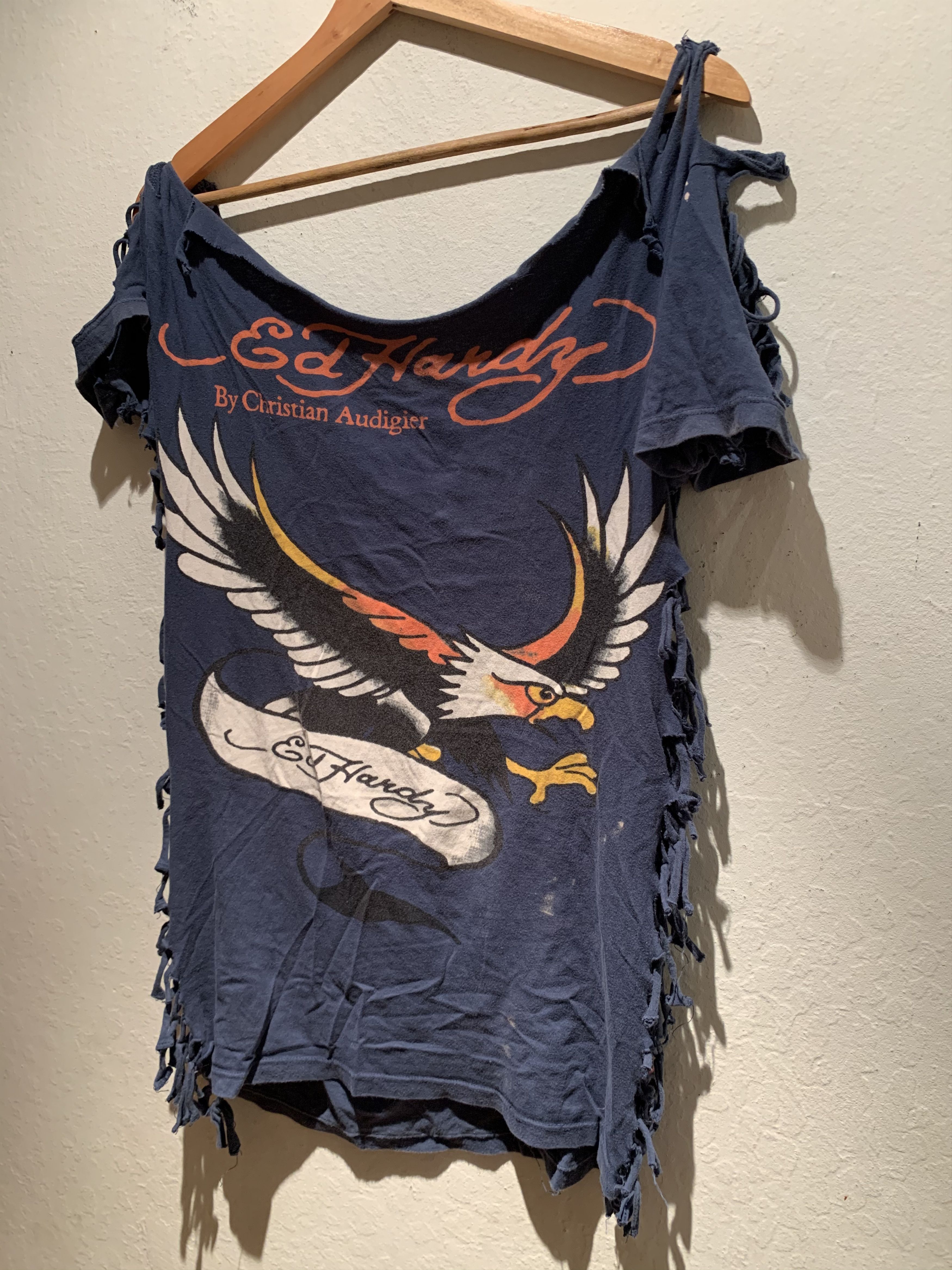 Ed Hardy *RARE* Vintage Ed Hardy Thrashed Open Back T-Shirt Size M / US 6-8 / IT 42-44 - 1 Thumbnail