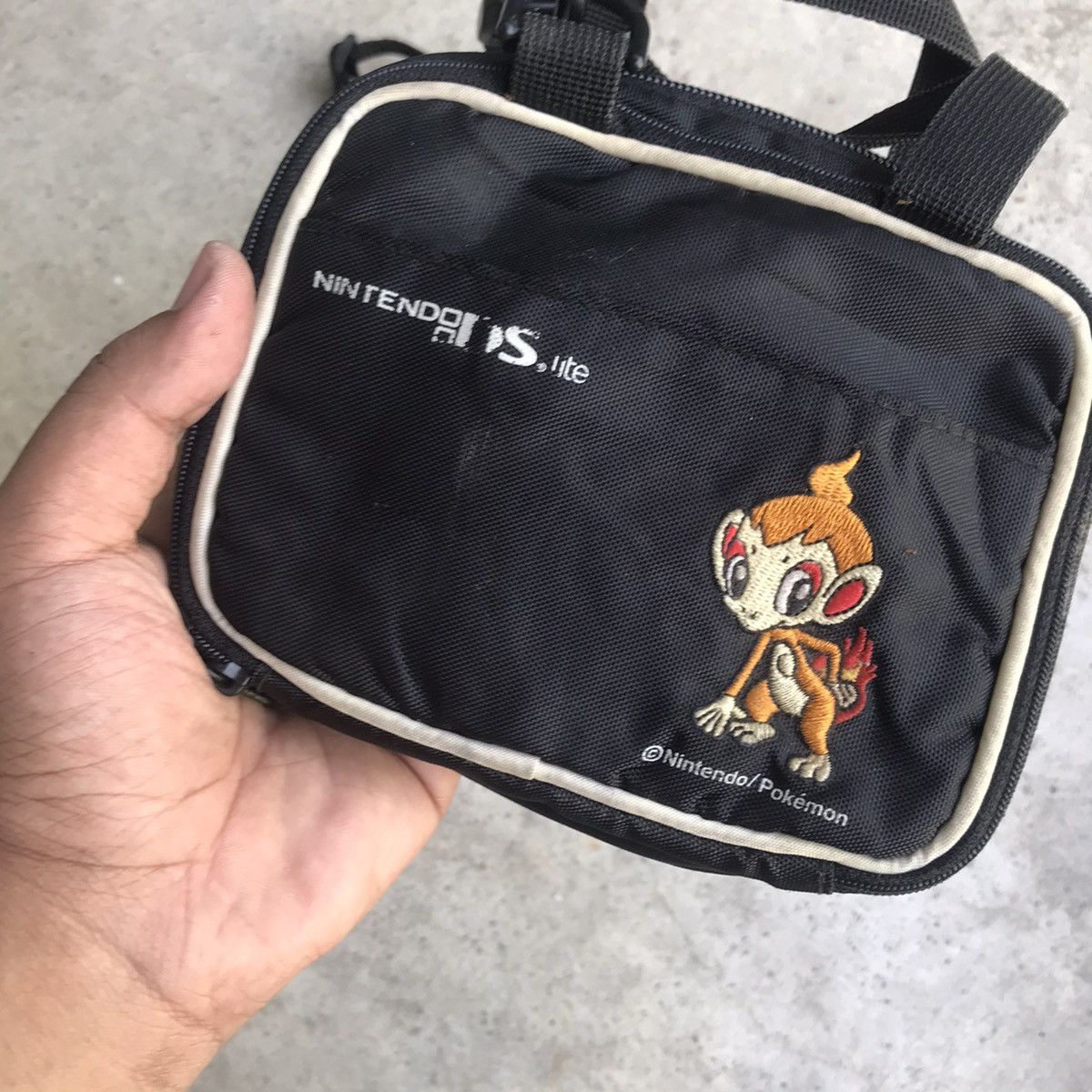 Nintendo × Pokemon Vintage Nintendo Pokemon Nylon Sling Bag Size ONE SIZE - 2 Thumbnail