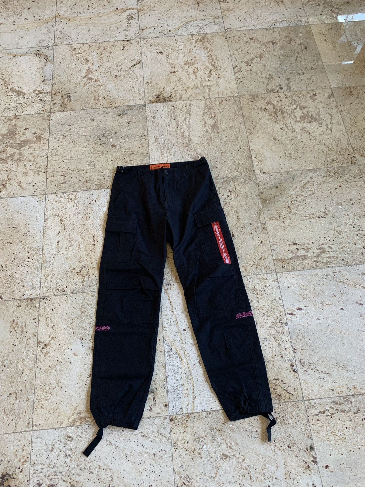 Heron Preston Cargo Trousers Logo In Pink Size US 28 / EU 44 - 2 Thumbnail
