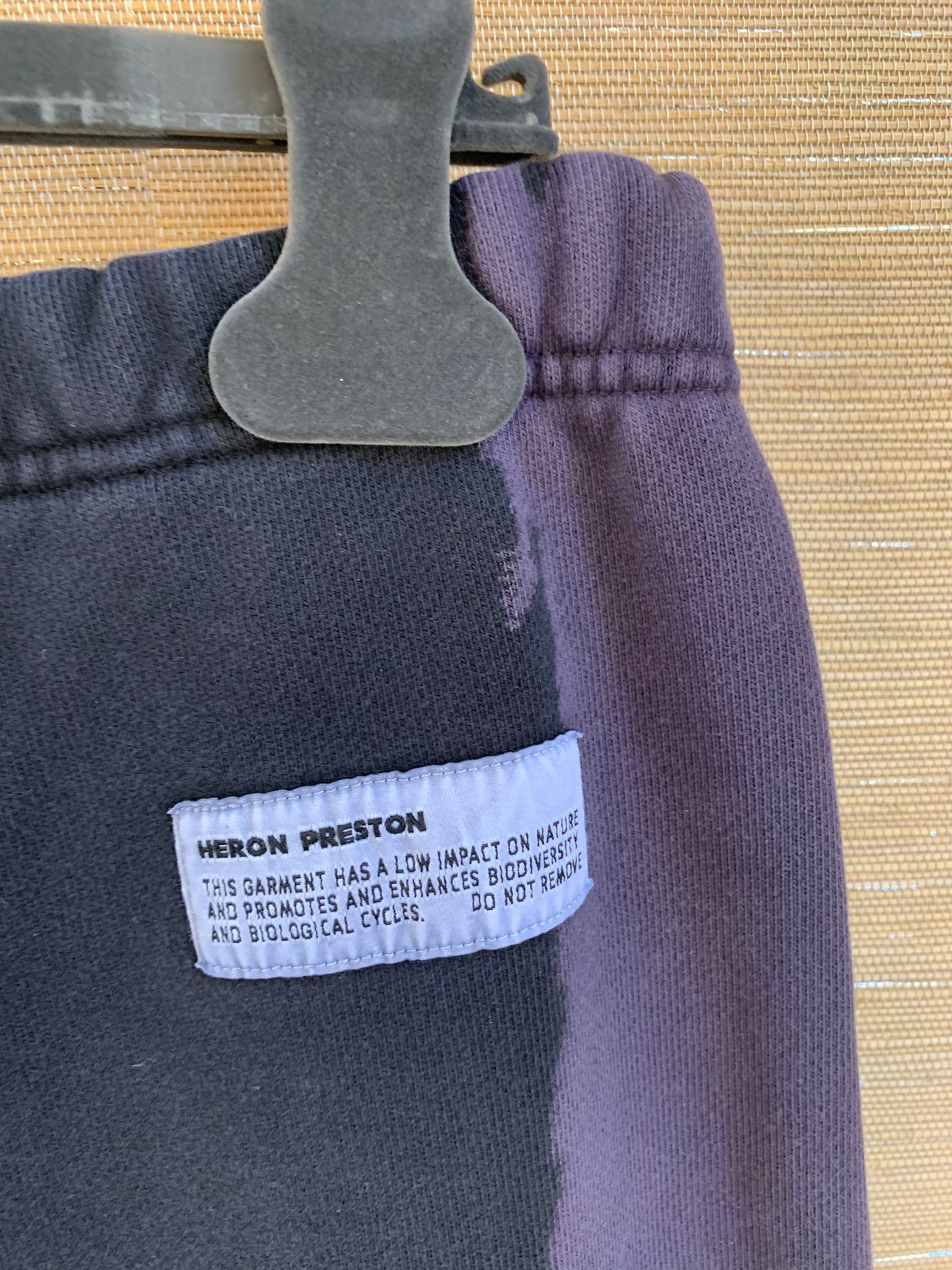 Heron Preston Cat Sweatpants Inserts Logo in Black / Grey Size US 34 / EU 50 - 11 Thumbnail