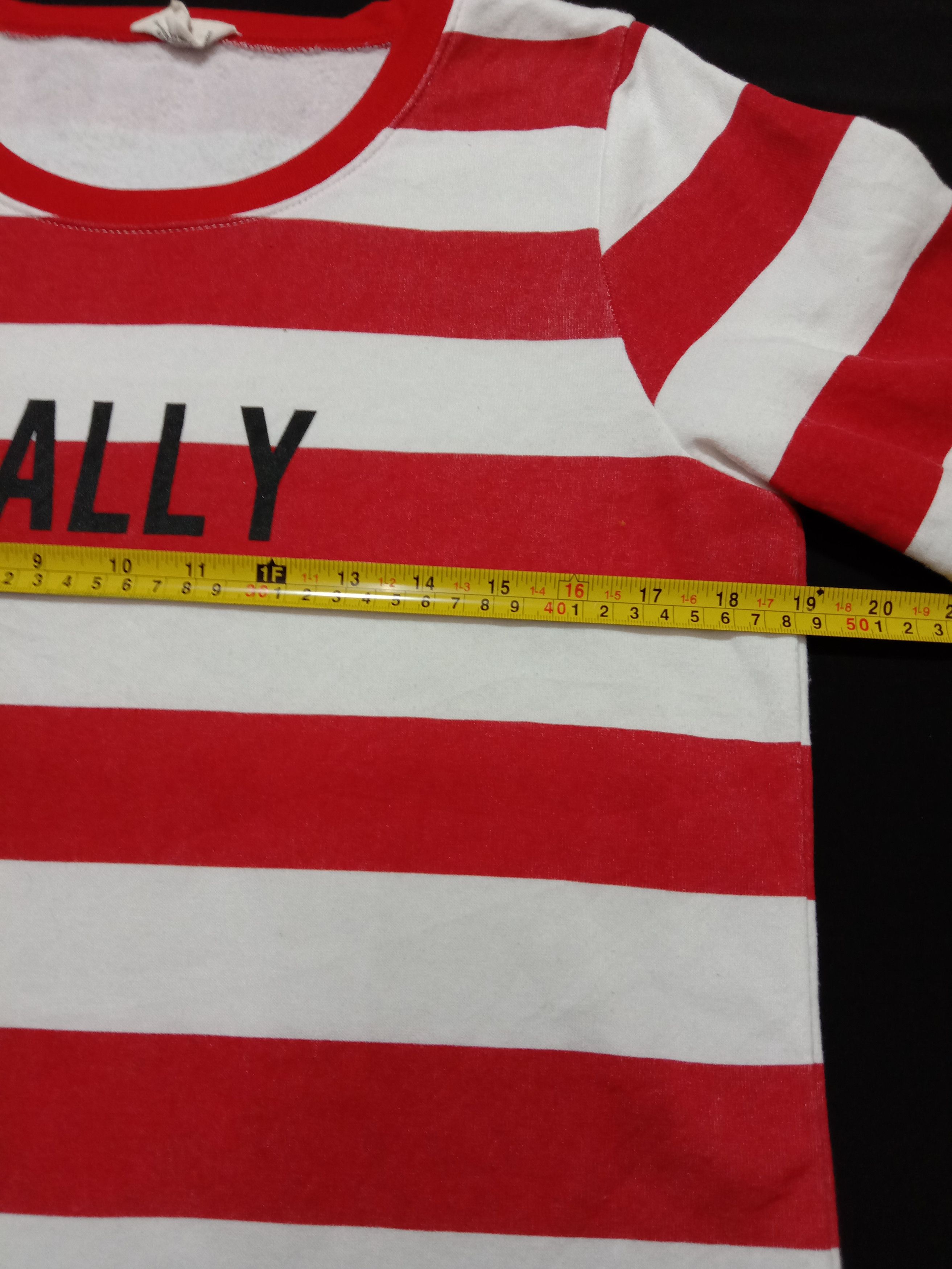 Cartoon Network Where's Wally Big Face Character Jail rock Tee Size M / US 6-8 / IT 42-44 - 6 Thumbnail