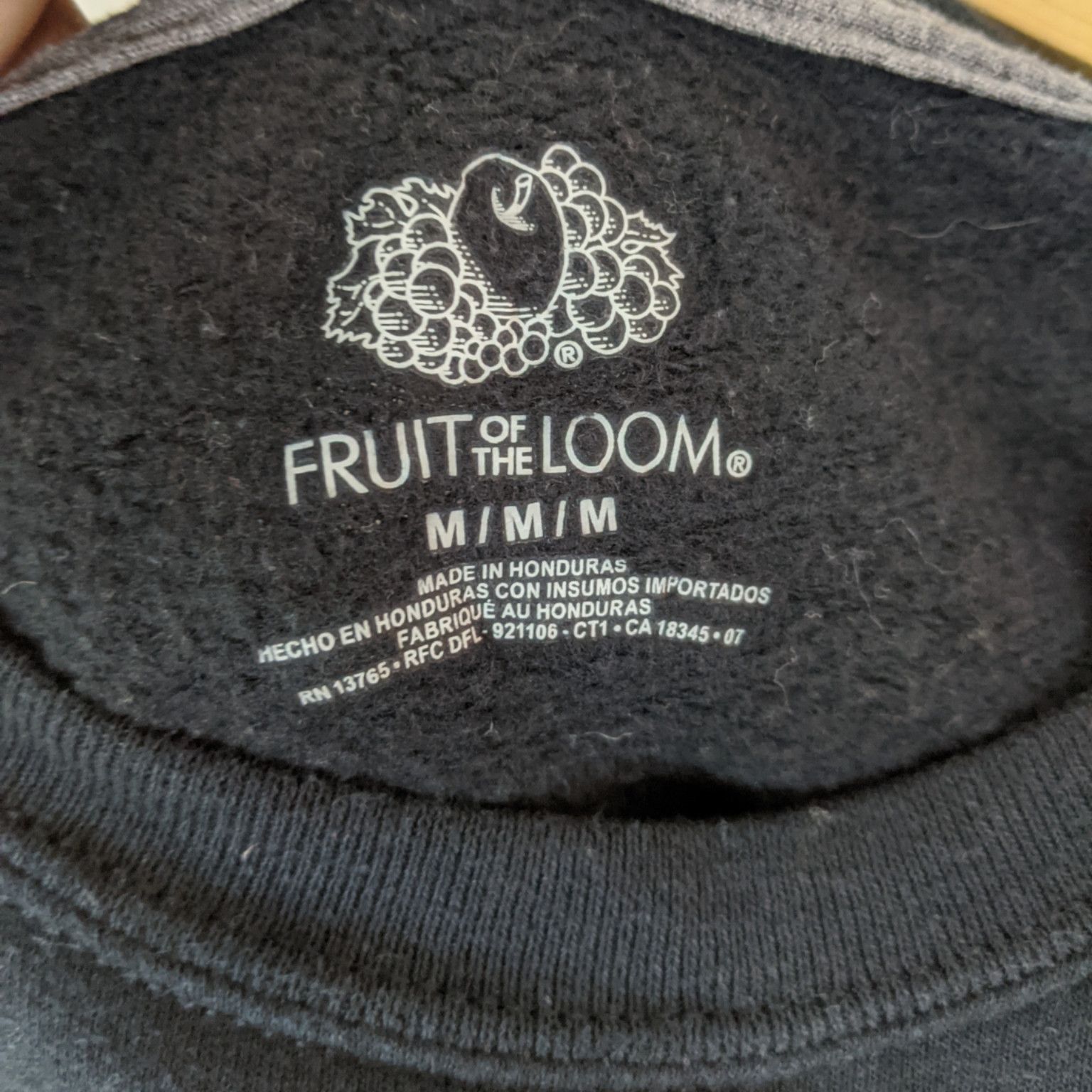 American Apparel × Fruit Of The Loom FRUIT OF THE LOOM Black Plain Crewneck Jumper Sweatshirt Size US M / EU 48-50 / 2 - 7 Thumbnail