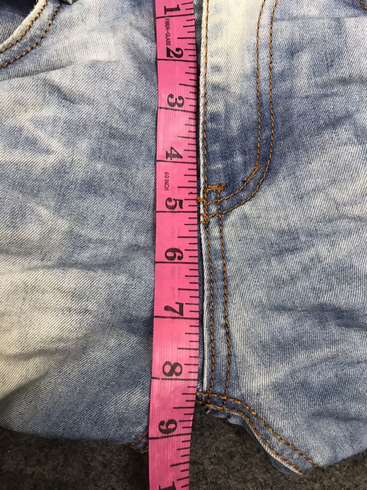 Japanese Brand Vintage Distressed Two Tone Custom Patchwork Acid Wash Size US 31 - 5 Thumbnail