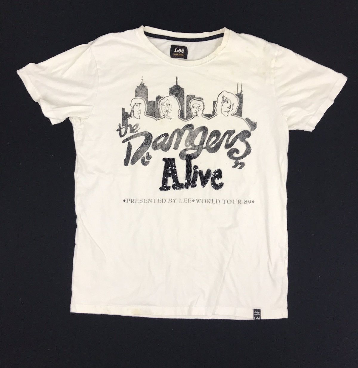 Band Tees Vintage Lee The Dangers Alive World Tour 89 Band Tee Size M / US 6-8 / IT 42-44 - 1 Thumbnail