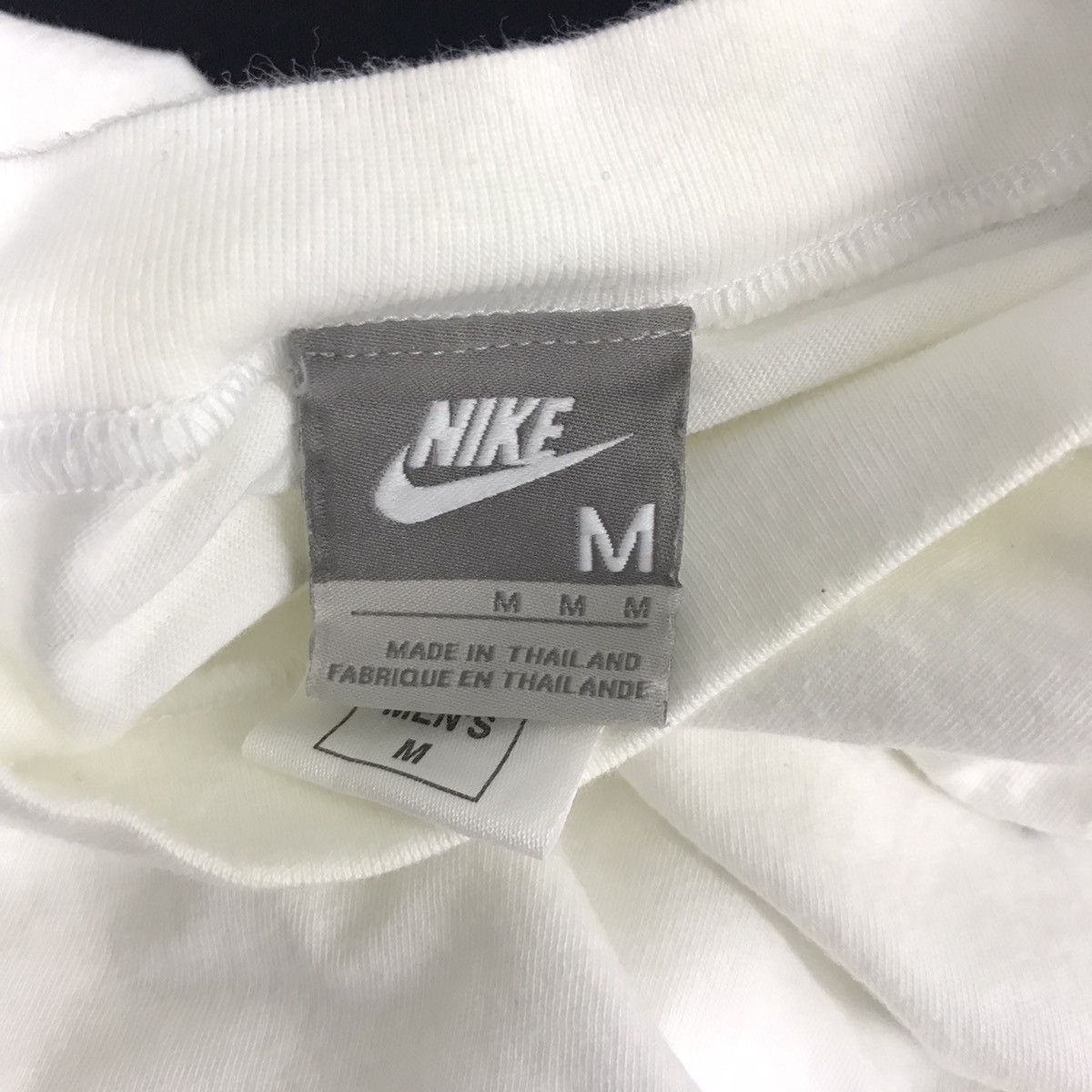 Nike Nike Swoosh Logo Minimalist Unisex Tee Size US S / EU 44-46 / 1 - 2 Thumbnail