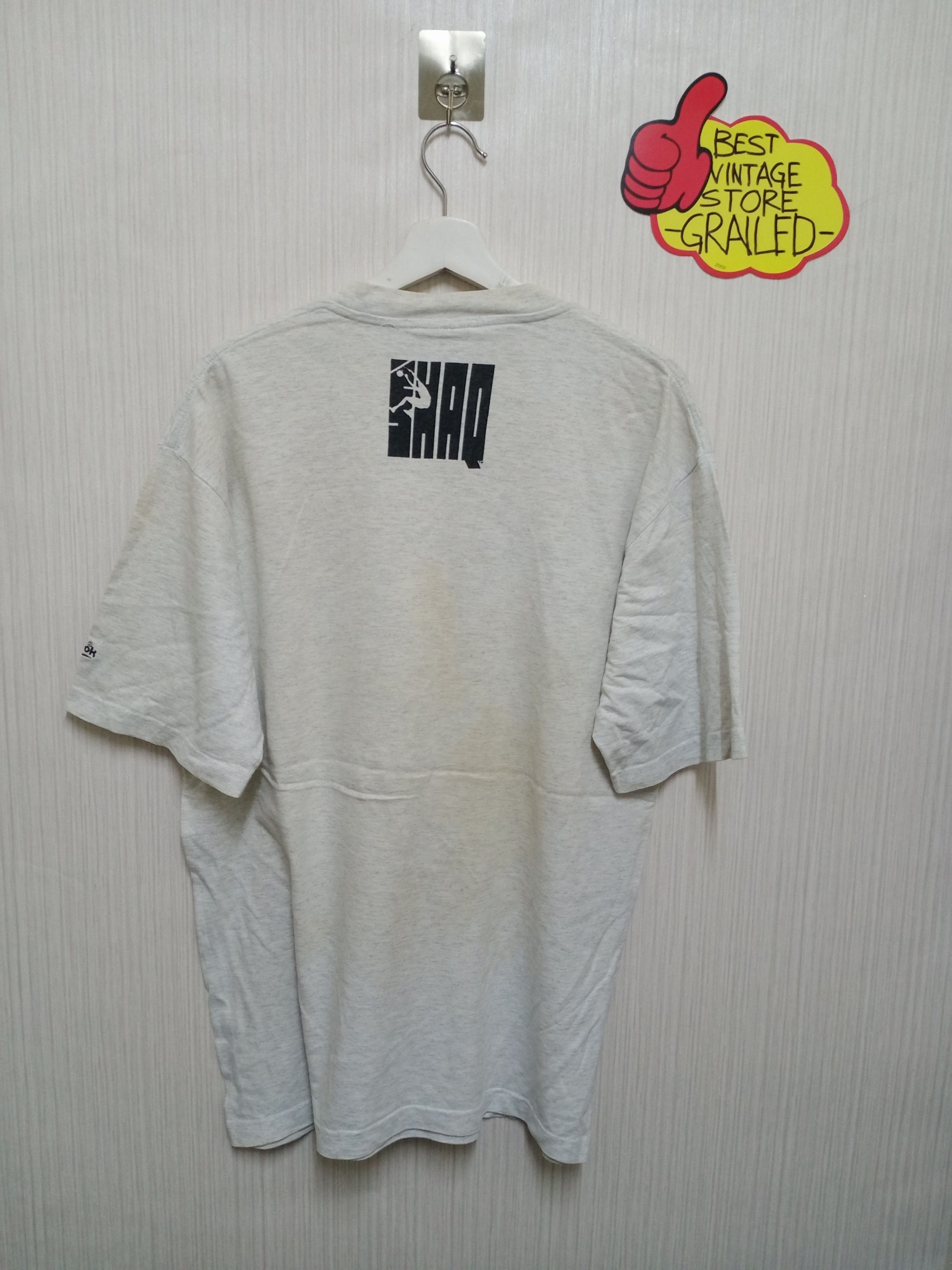 NBA ‘90s Vintage Shaq "RIP IT DOWN" Tshirt Size US L / EU 52-54 / 3 - 5 Thumbnail