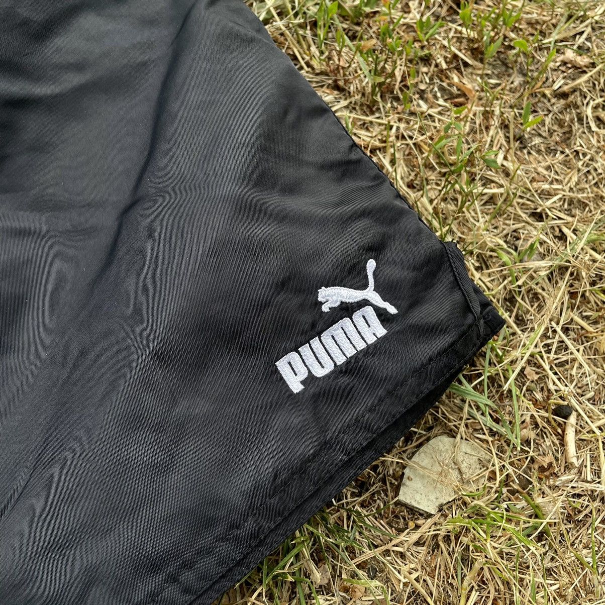 Vintage Vintage 90s Puma Shorts Baggy Streetwear Y2K Black Faded 30 Size US 30 / EU 46 - 3 Thumbnail