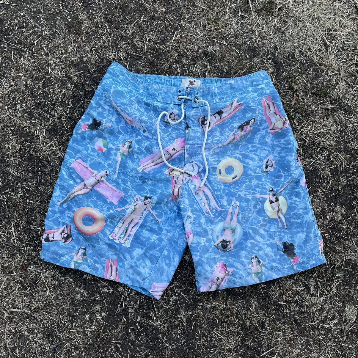 Vintage Vintage 90s Y2K All Over Print Swim Shorts Rave Streetwear 3 Size US 32 / EU 48 - 1 Thumbnail