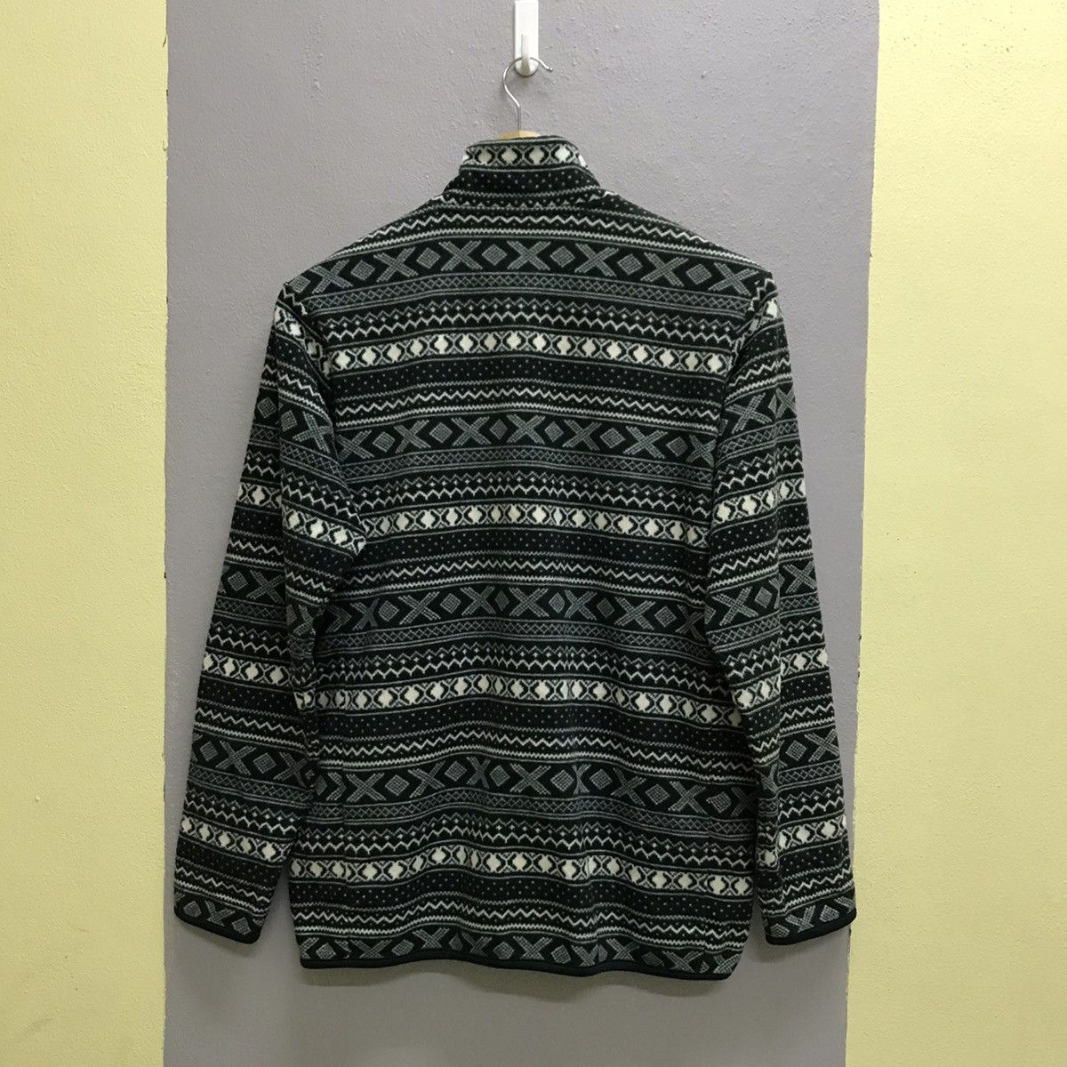 Japanese Brand Uniqlo fleece sweater Size US M / EU 48-50 / 2 - 6 Thumbnail