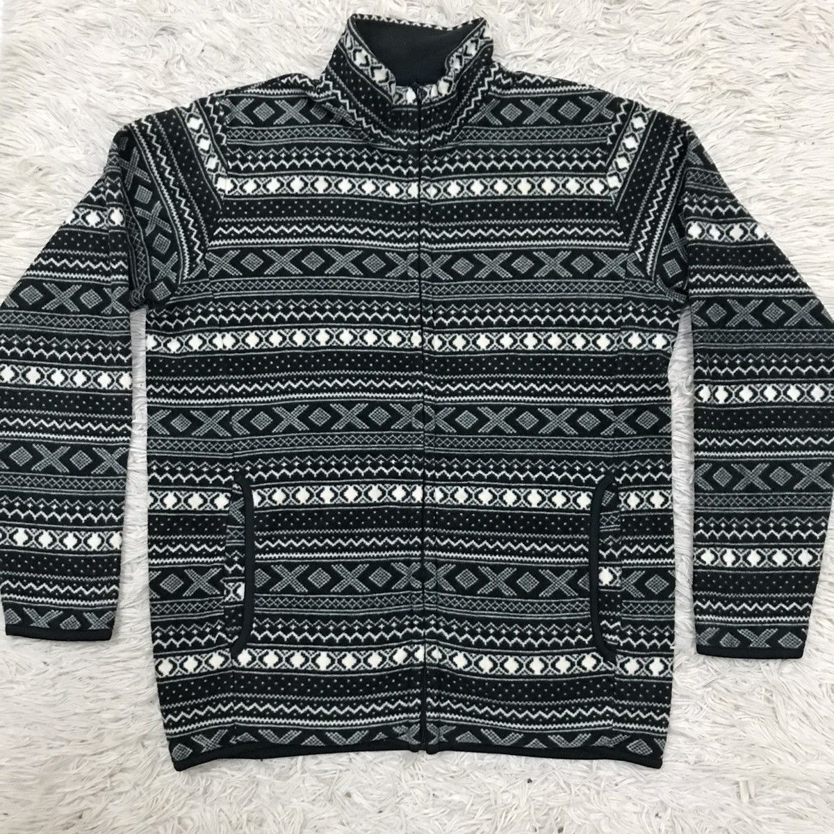 Japanese Brand Uniqlo fleece sweater Size US M / EU 48-50 / 2 - 8 Thumbnail