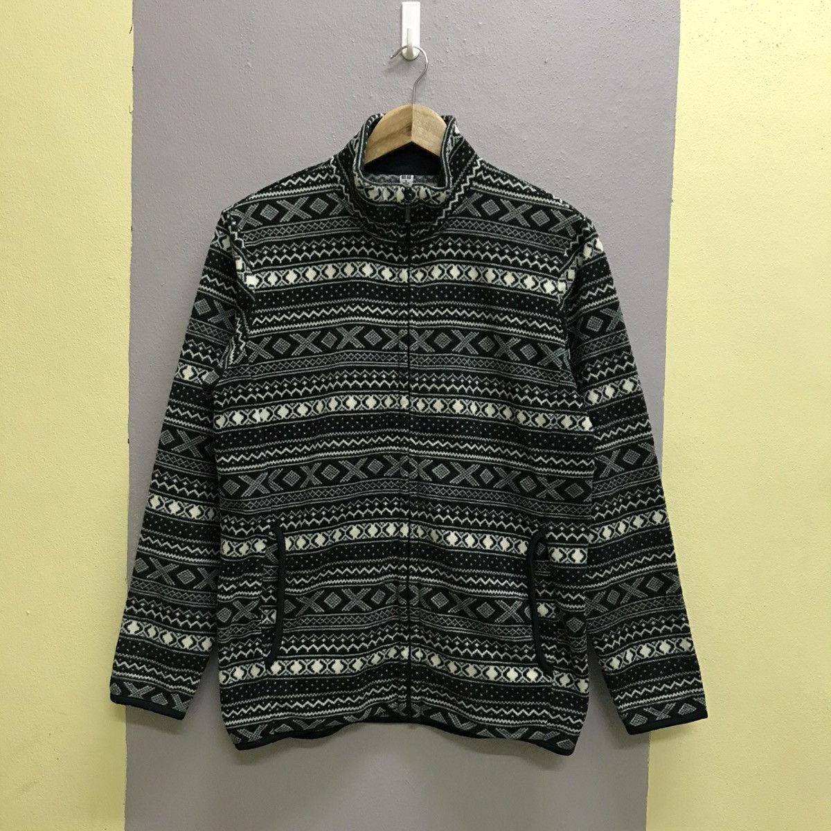 Japanese Brand Uniqlo fleece sweater Size US M / EU 48-50 / 2 - 3 Thumbnail