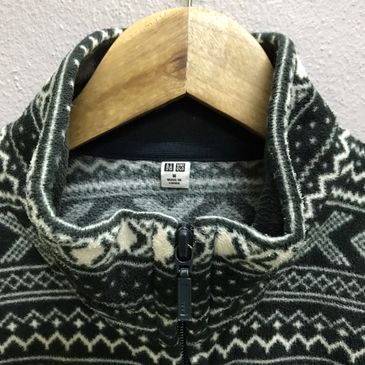 Japanese Brand Uniqlo fleece sweater Size US M / EU 48-50 / 2 - 5 Thumbnail
