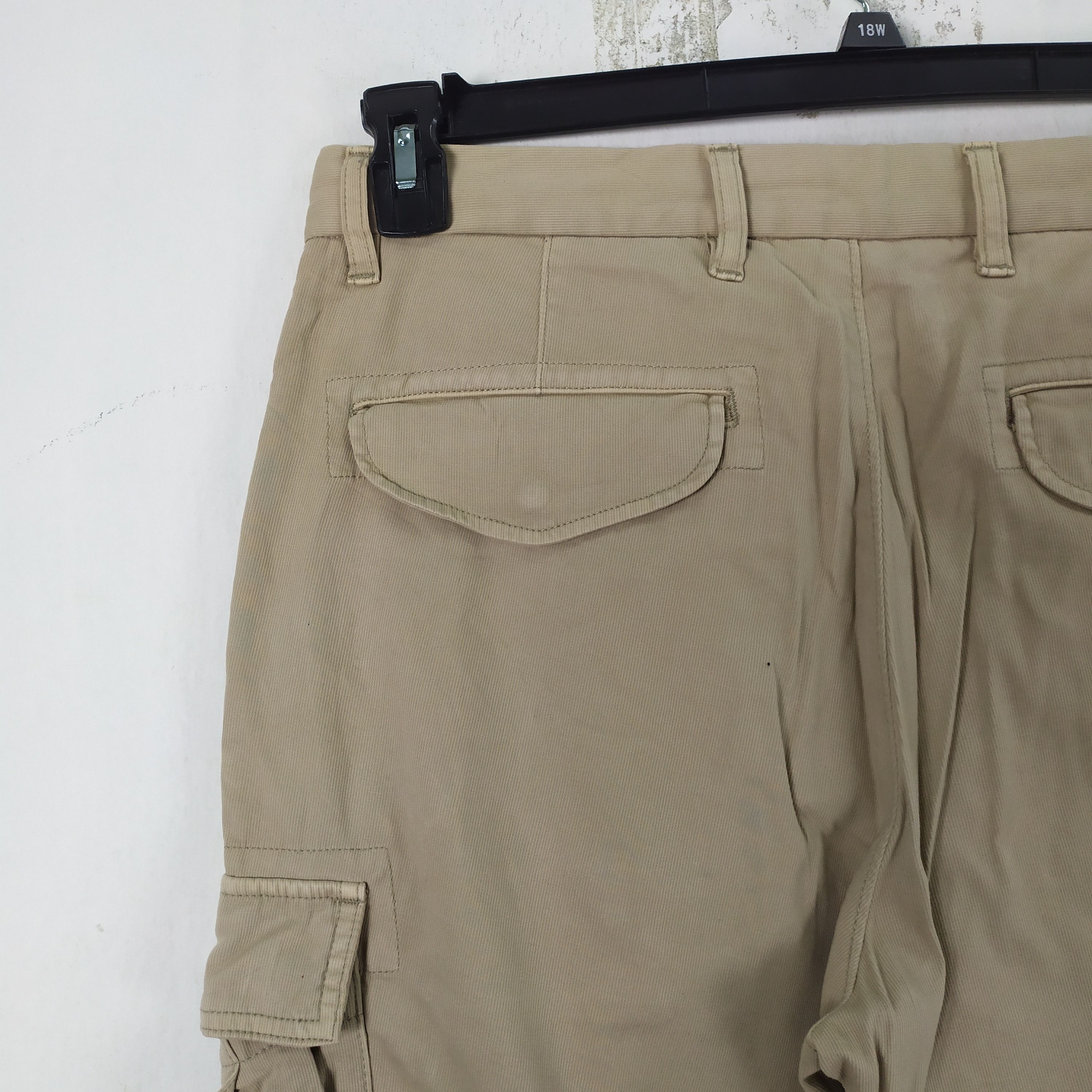 Japanese Brand JAPANESE BRAND CARGO PANTS/MULTIPOCKET TACTICAL PANTS Size US 32 / EU 48 - 10 Thumbnail