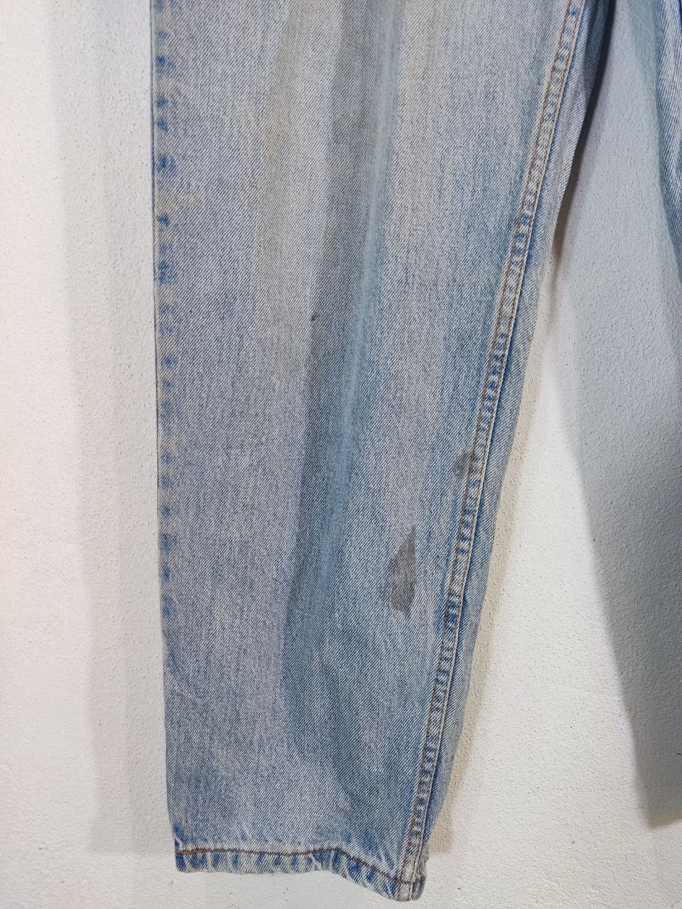 Levi's vintage levis 560 loose fit tapered leg lightwash distressed Size US 36 / EU 52 - 8 Thumbnail