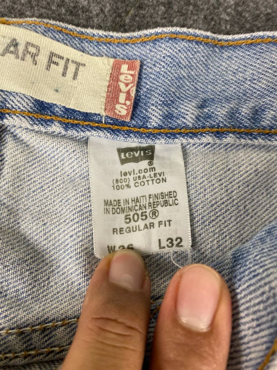Levi's vintage levis 505 regular fit lightwash denim Size US 36 / EU 52 - 16 Thumbnail