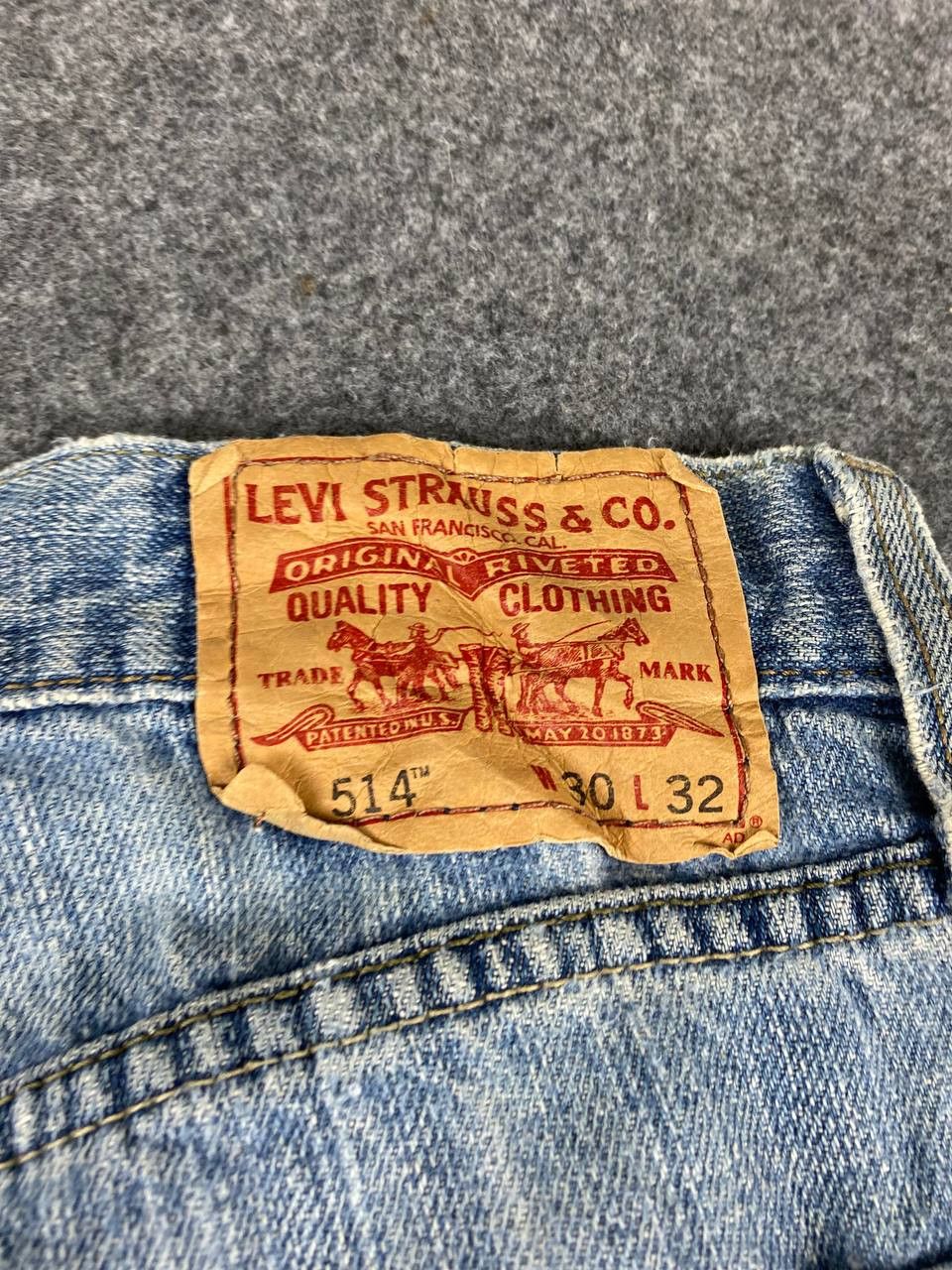 Levi's vintage levis 514 slim straight lightwash denim Size US 33 - 5 Thumbnail