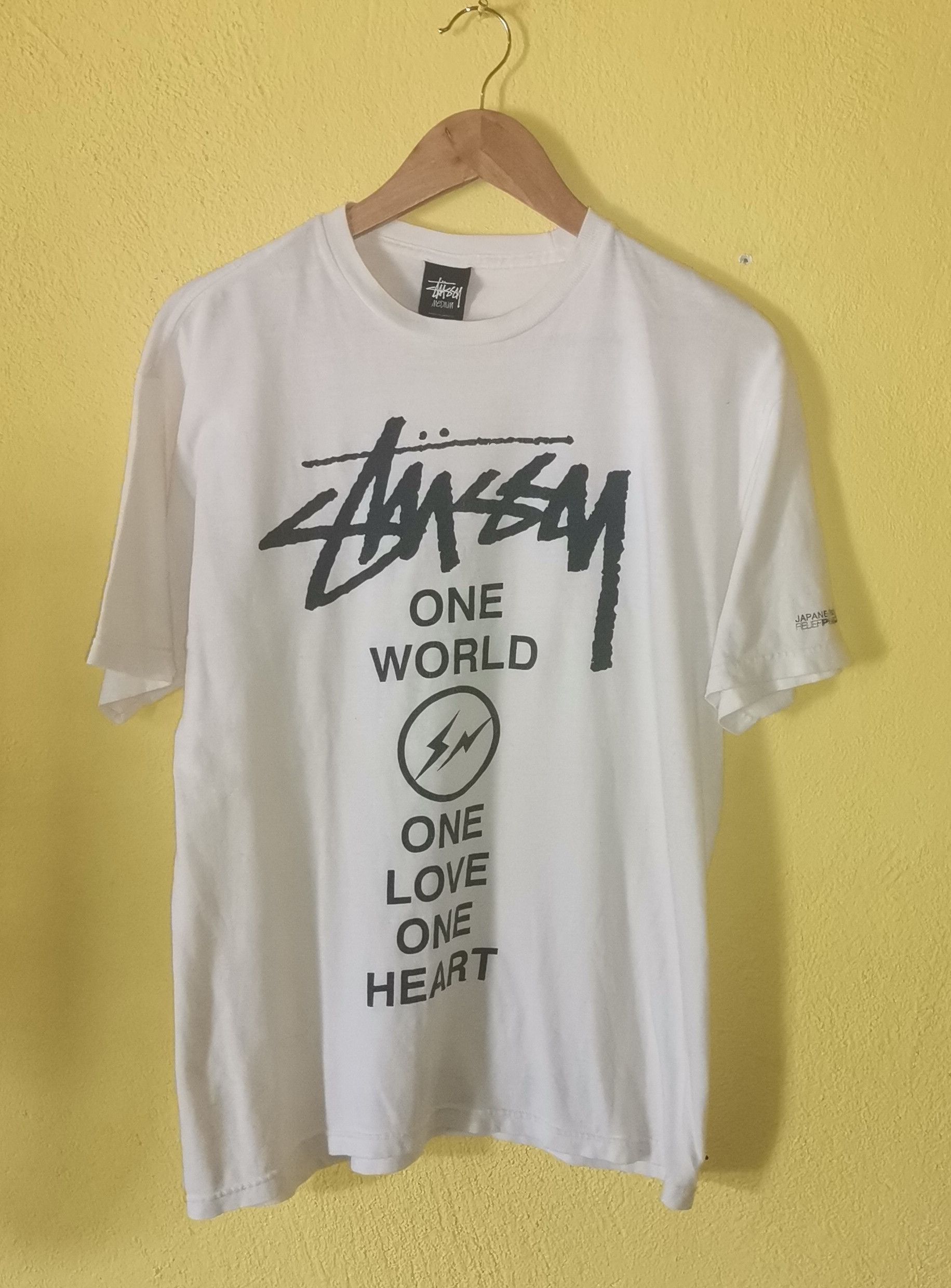 Tshirt stussy one world x fragment 2011