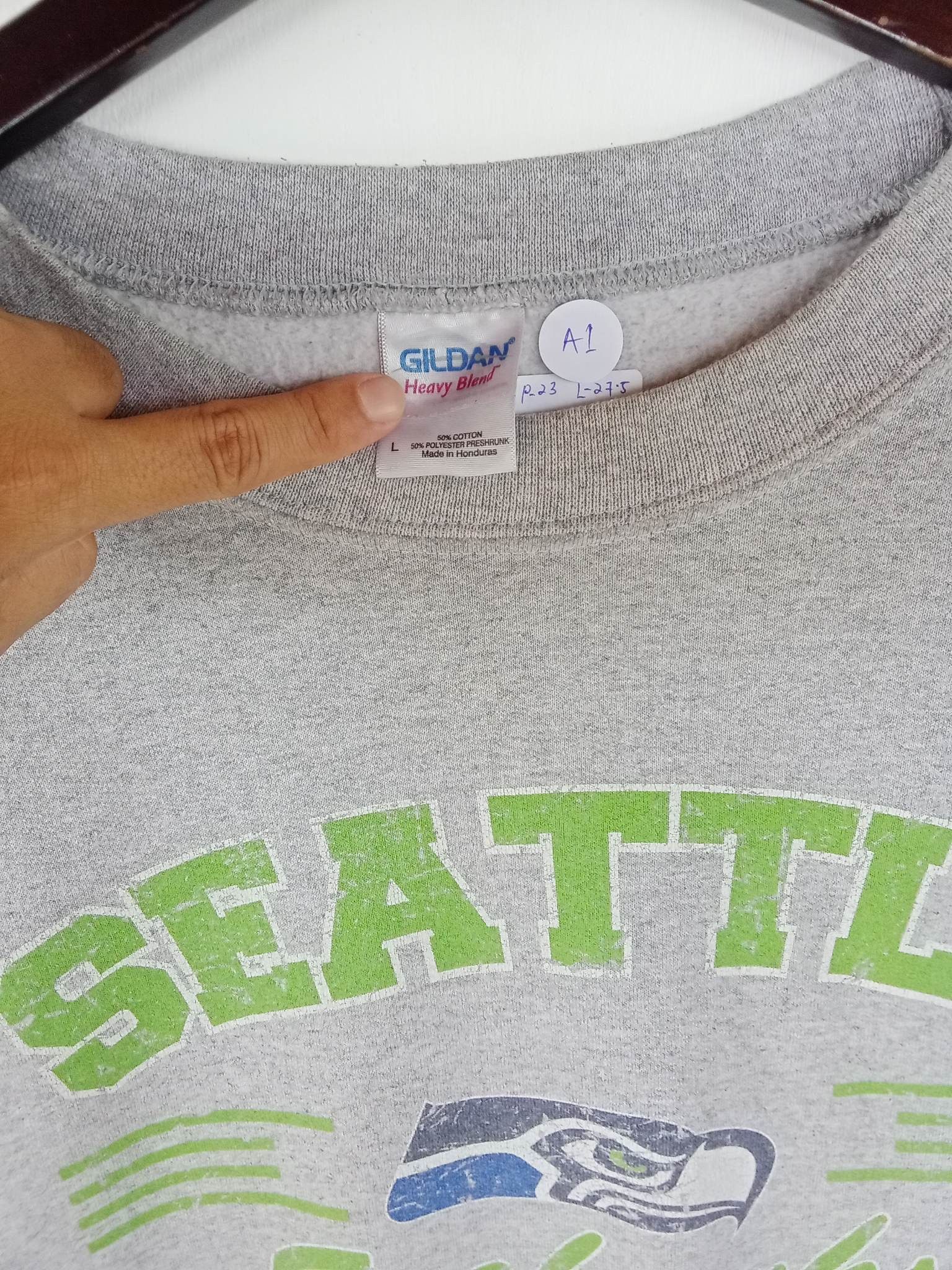 Gildan 💥SEATTLE SEAHAWKS NFL American football team sweatshirt Size US L / EU 52-54 / 3 - 2 Thumbnail