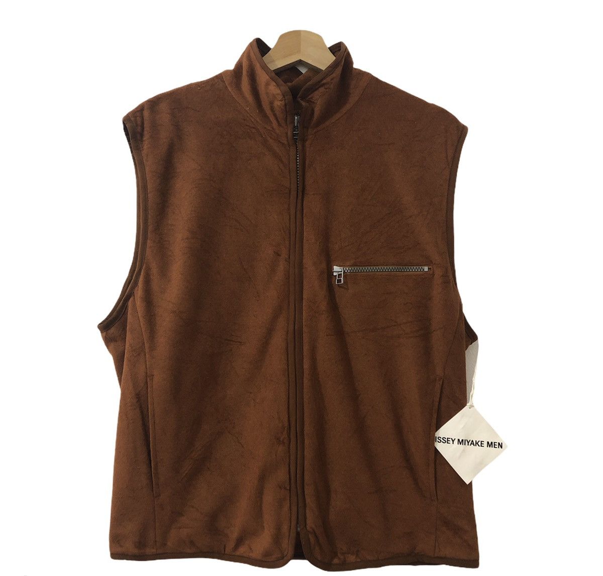Issey Miyake 🔥Issey Miyake Velvet Vest Design Fashion NWT Size US M / EU 48-50 / 2 - 1 Thumbnail