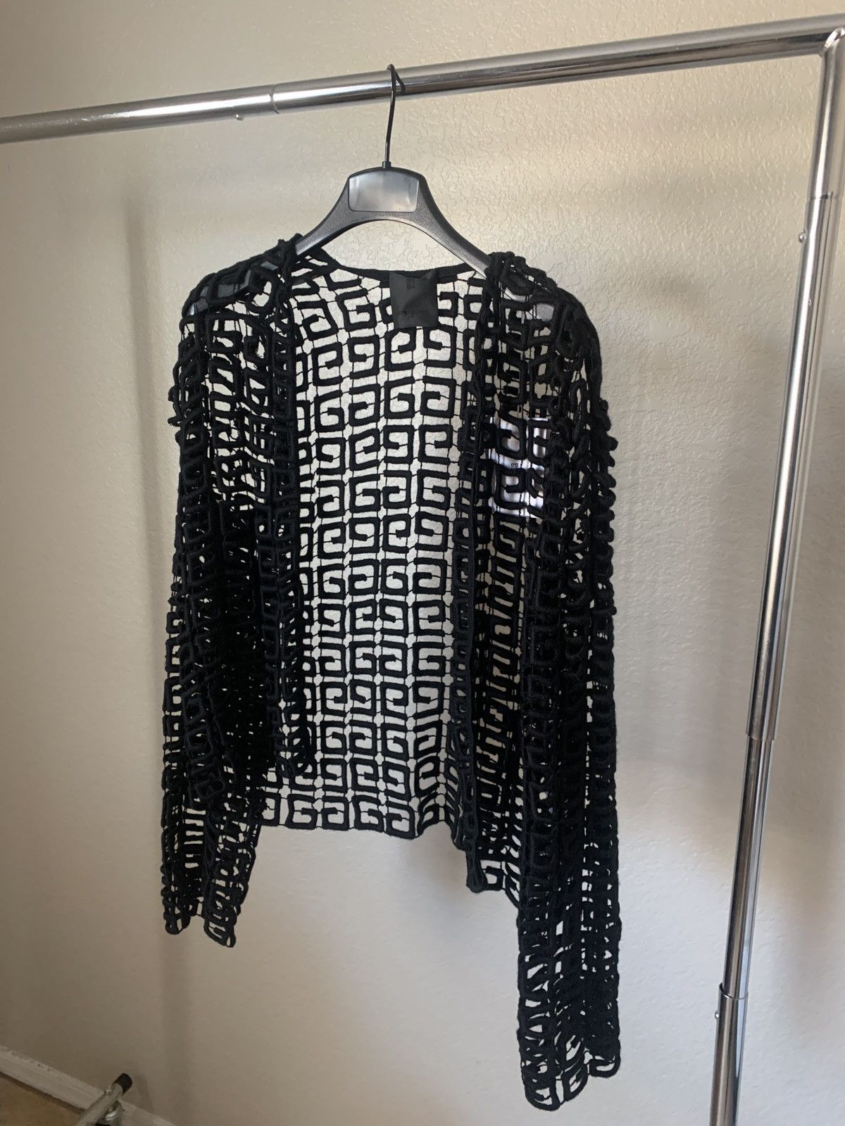 Givenchy $2500 Givenchy lLogo Wool Knit Cardigan Size US S / EU 44-46 / 1 - 1 Thumbnail
