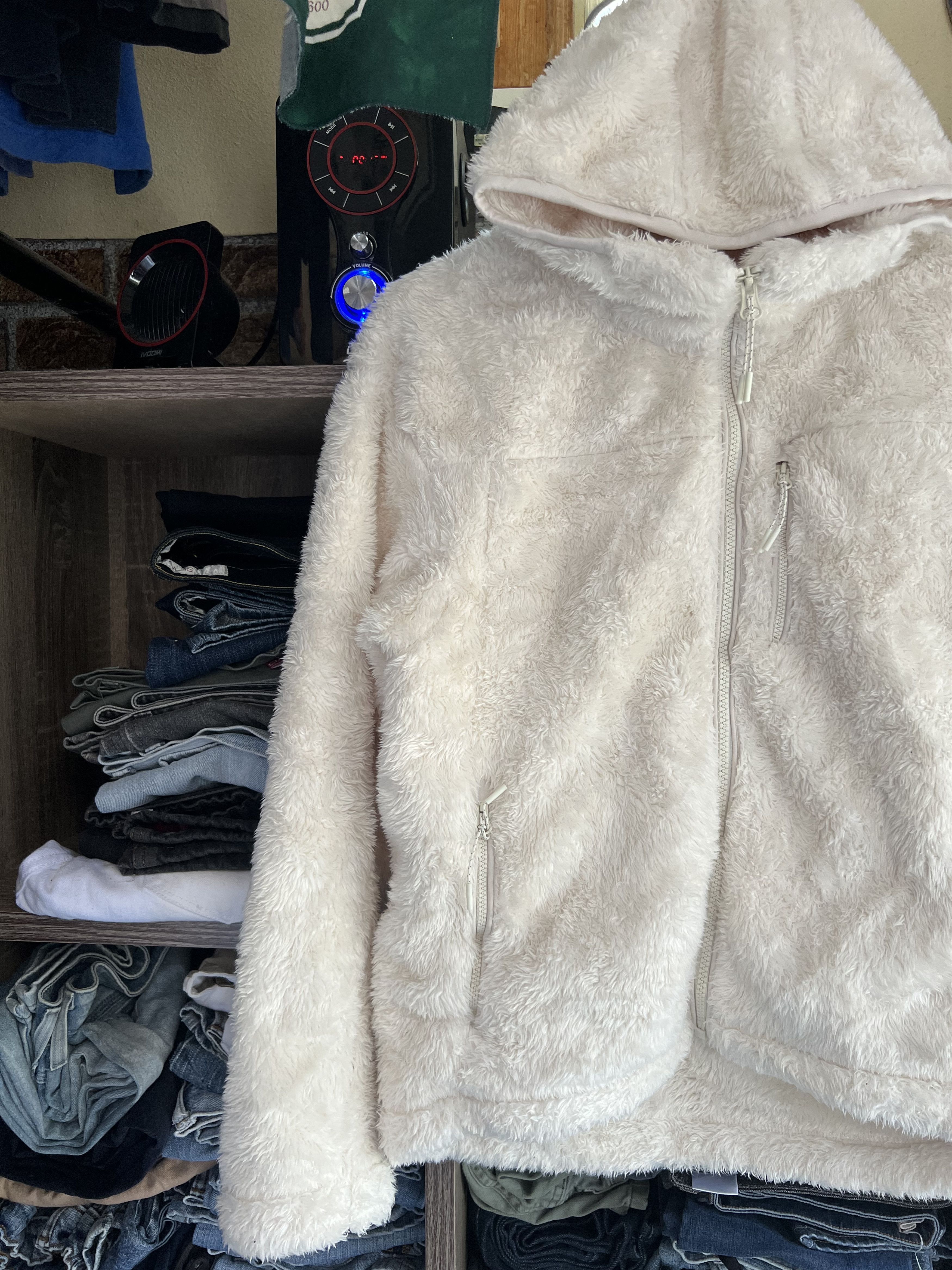 Uniqlo 🔥Uniqlo Deep Pile Hoodie Jackets Size S / US 4 / IT 40 - 3 Thumbnail