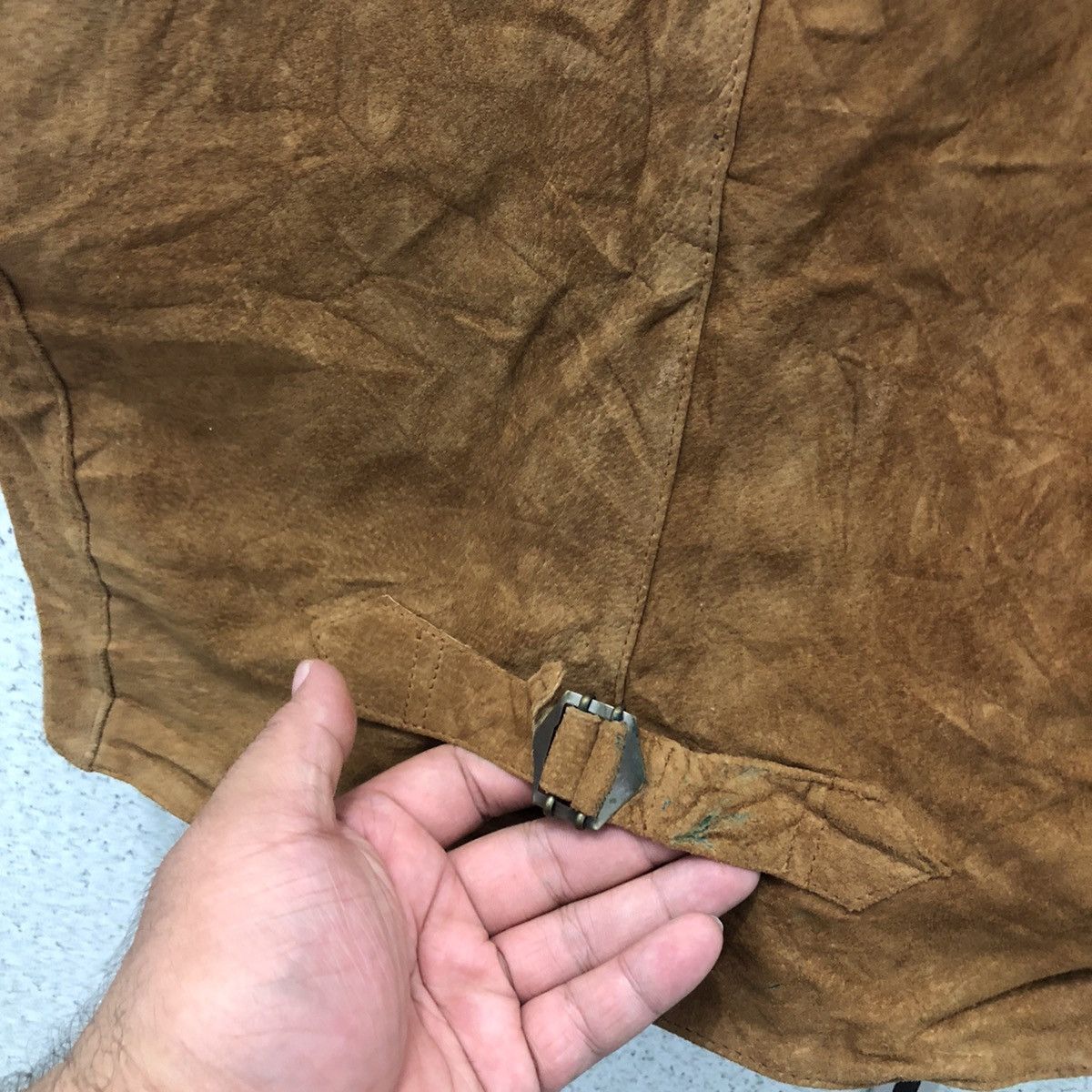 UTILITY VEST LEATHER MATERIAL MULTI POCKETS