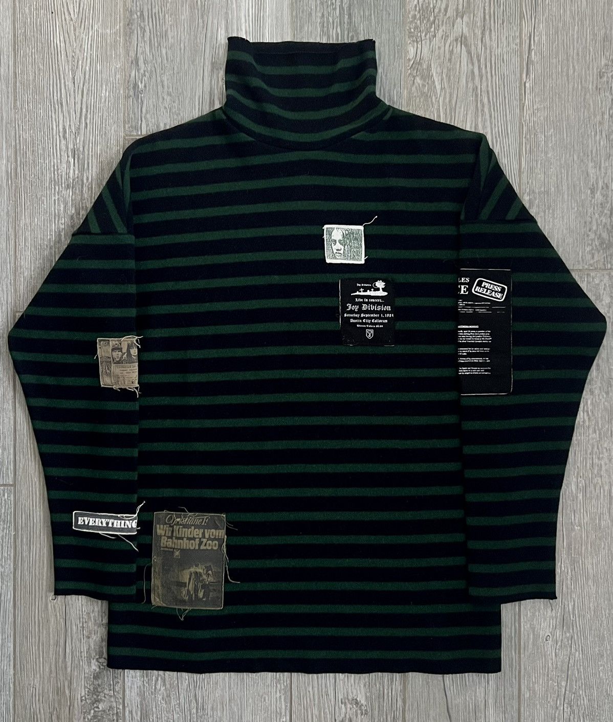 image of Aw2001-2002 Raf Simons Riot Riot Riot Green Patch Turtleneck, Men's (Size Large)