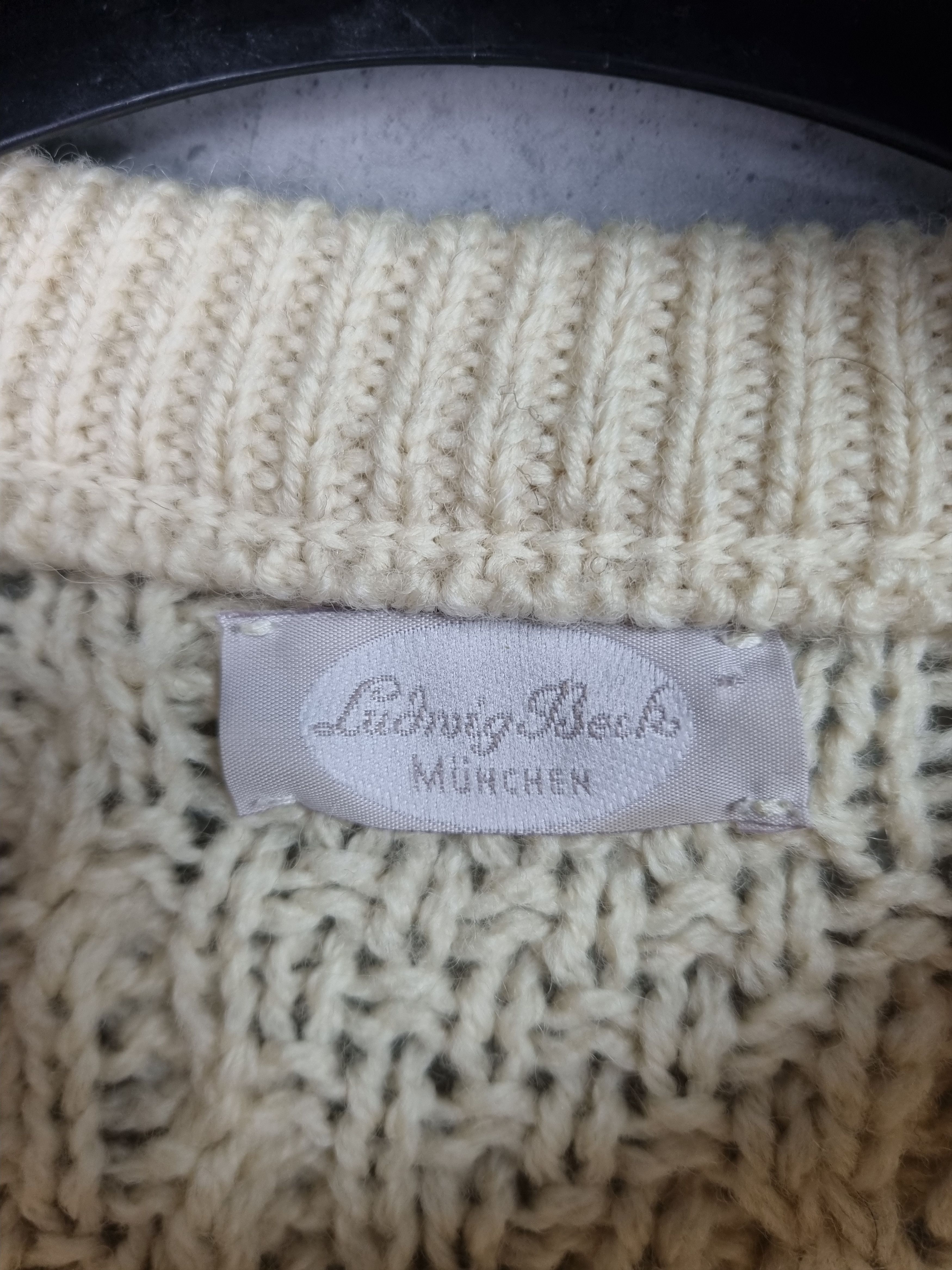 Japanese Brand × Vintage Ludwig Beck Cable Knit Beautiful Sweater made in Ireland Size US XL / EU 56 / 4 - 12 Thumbnail