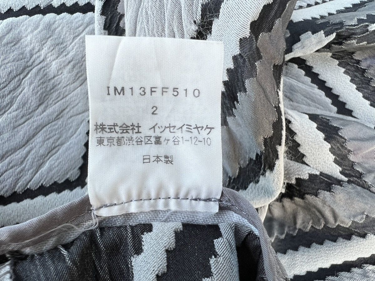 Issey Miyake × Japanese Brand × Vintage ISSEY MIYAKE VINTAGE GEOMETRICAL DIAMOND TROUSER Size 29" - 14 Thumbnail