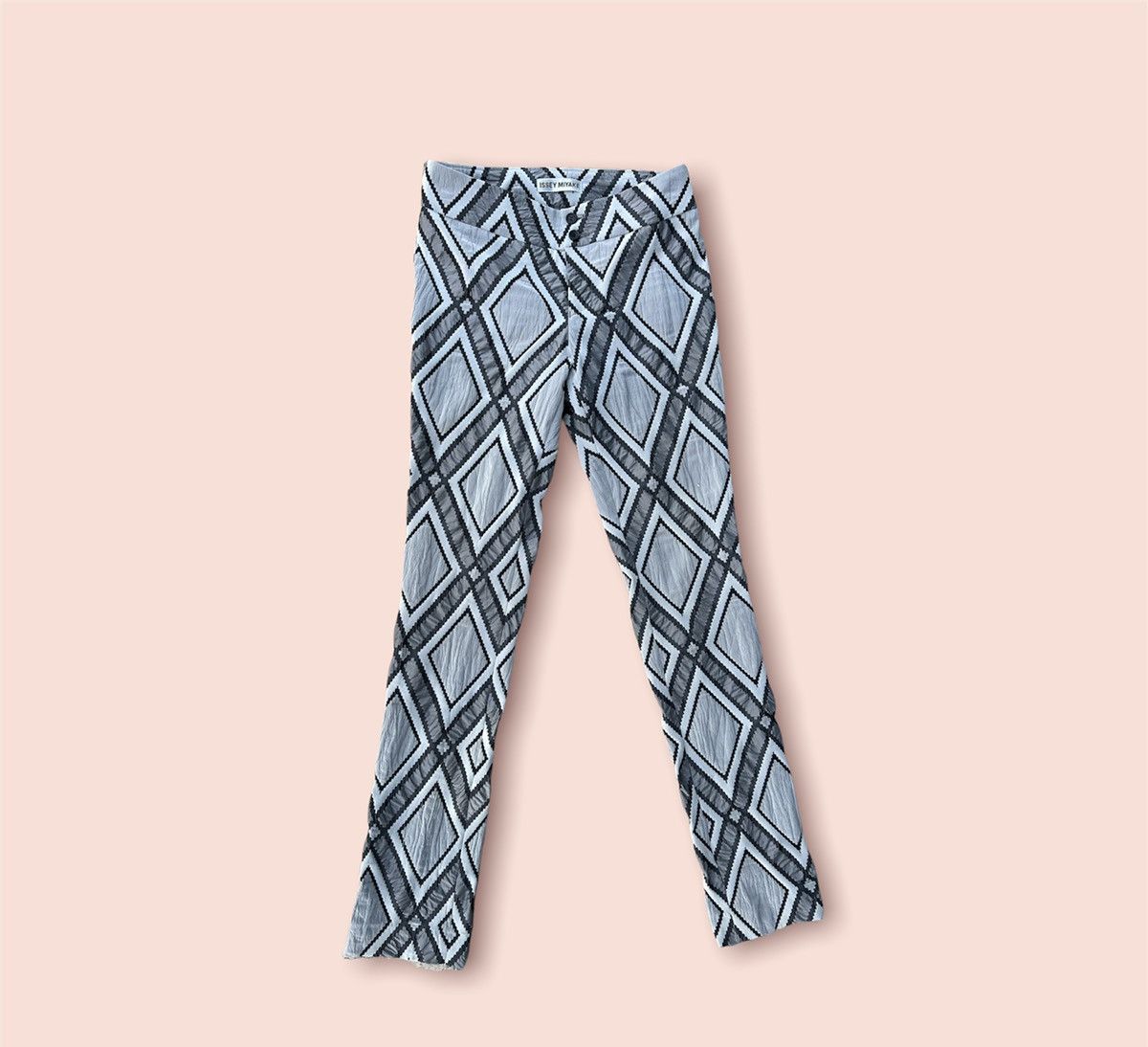 Issey Miyake × Japanese Brand × Vintage ISSEY MIYAKE VINTAGE GEOMETRICAL DIAMOND TROUSER Size 29" - 4 Thumbnail