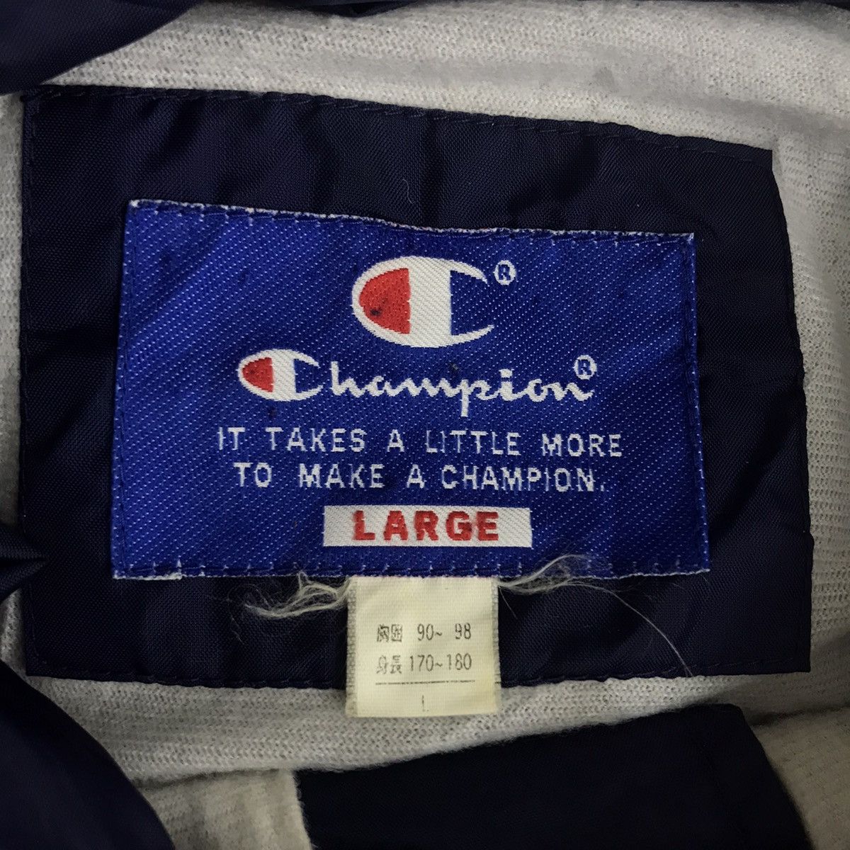 Champion Vintage CHAMPION SCRIPT USA Sportswear Windbreaker Jacket Size US L / EU 52-54 / 3 - 5 Thumbnail