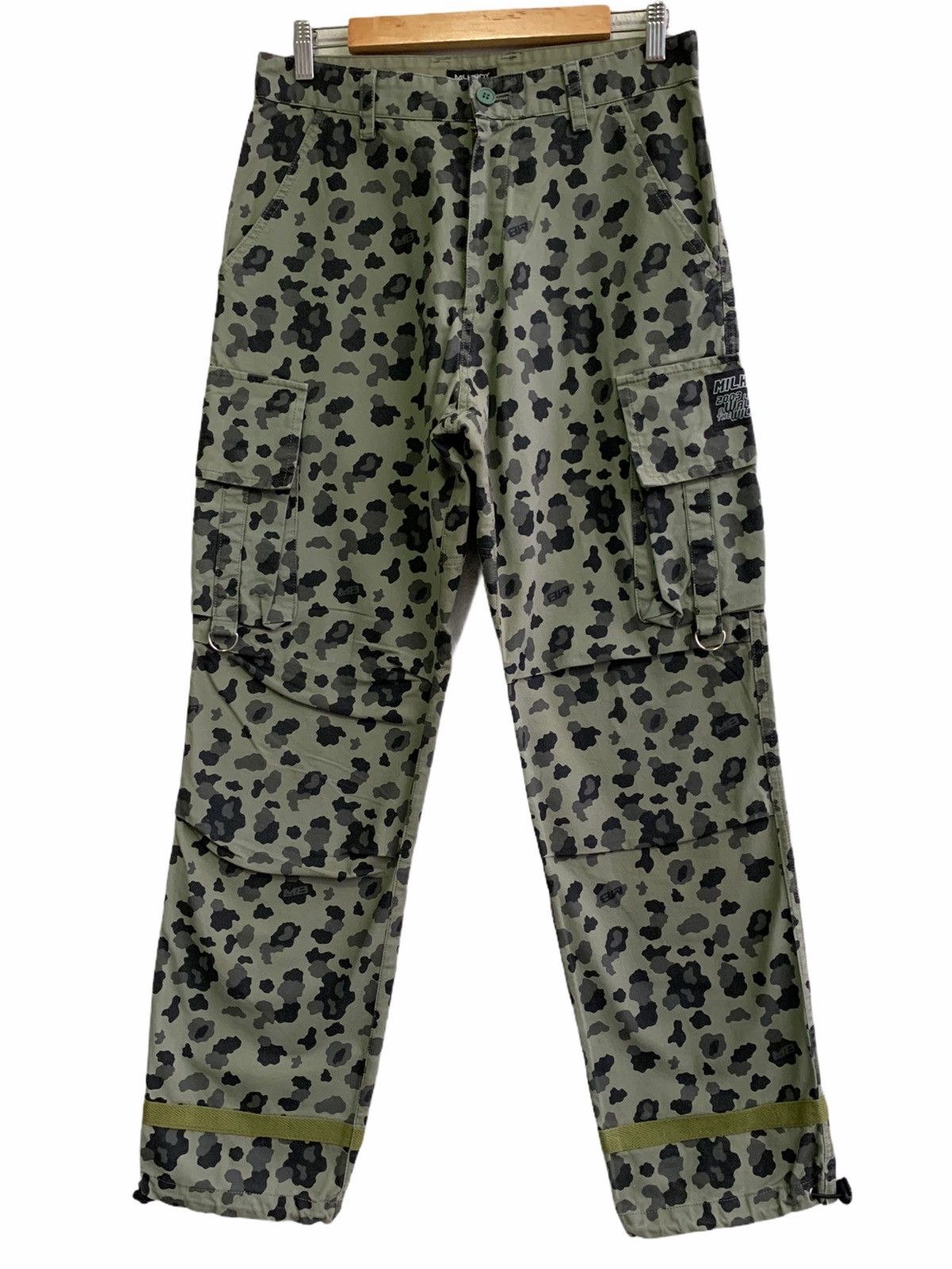 image of 20471120 x Beauty Beast Vintage Frog Skin Milk Boy Pants Multiple Pocket in Green, Men's (Size 30)