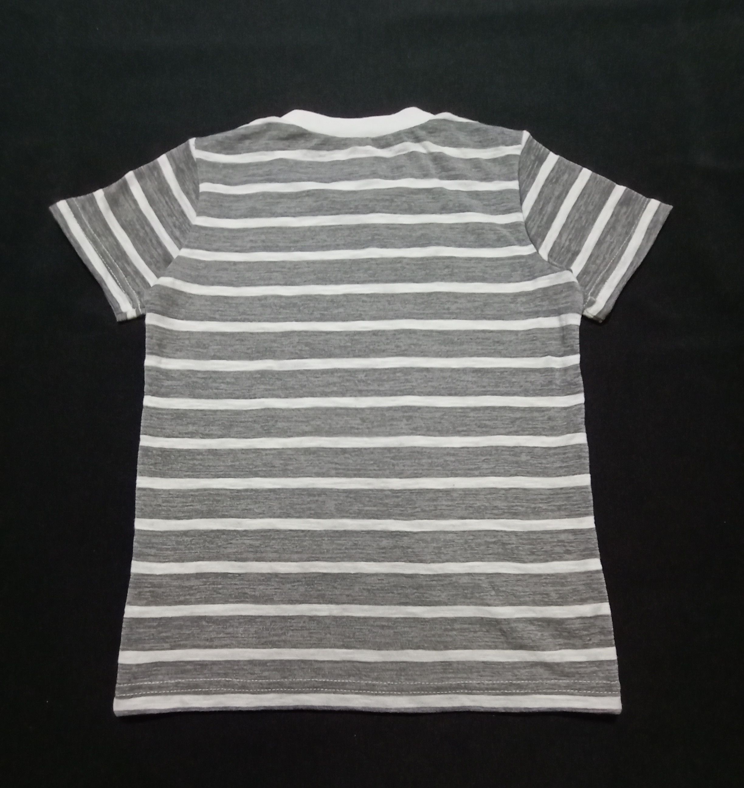 Band Tees Scamp Camp Aloha Shirt Hawaii Gray Stripes Tee Kid/Girl/Boy Size XXS / US 00 / IT 34 - 6 Thumbnail