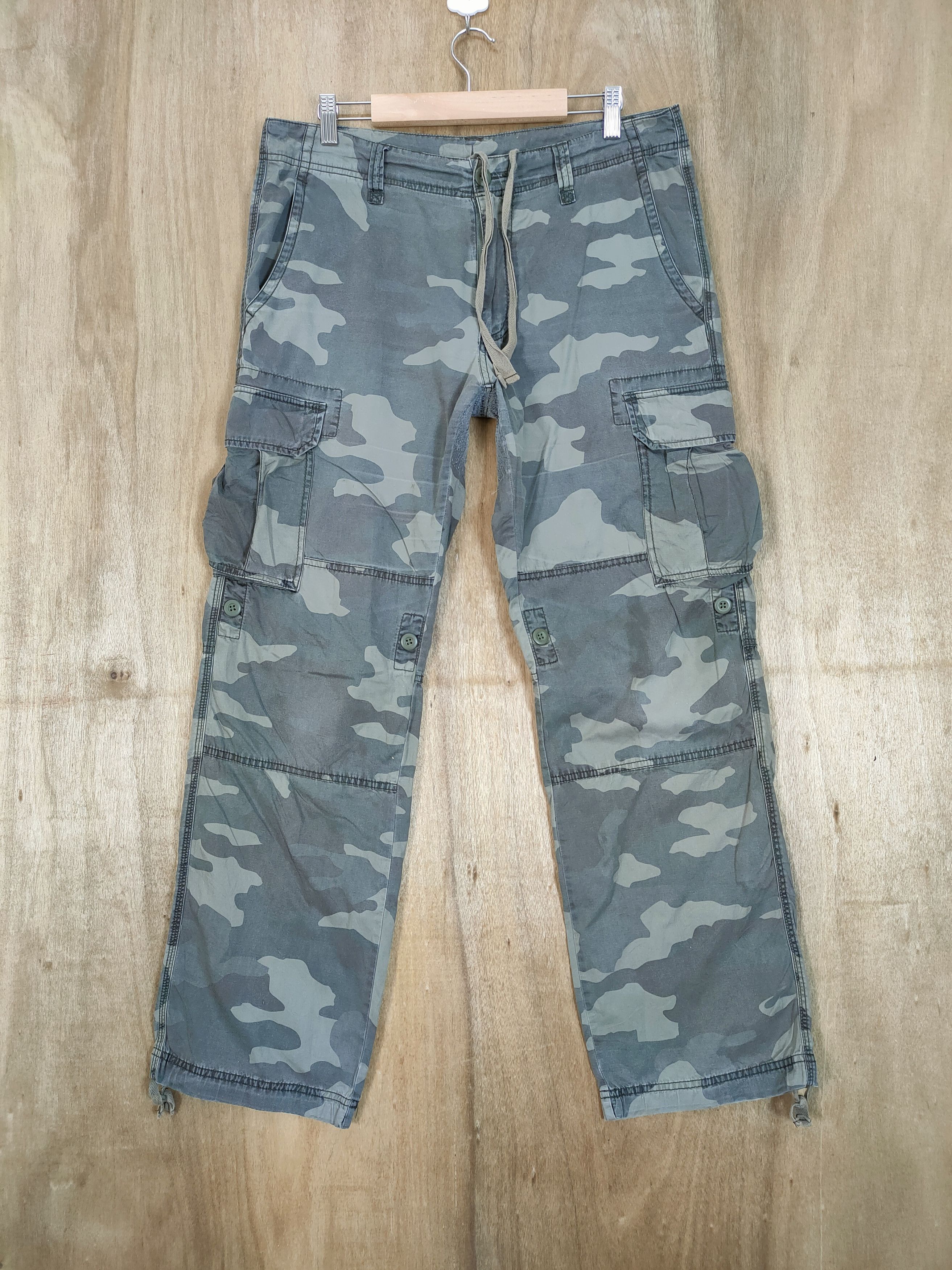 VINTAGE FADED CAMO CARGO PANTS