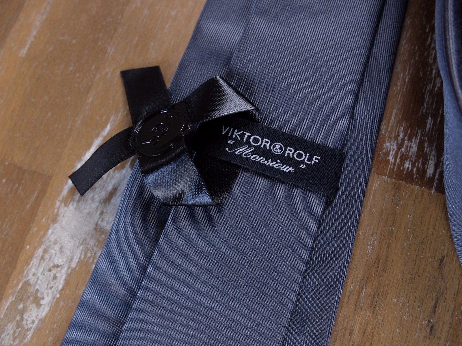 Viktor & Rolf VIKTOR & ROLF gray logo silk tie authentic NWT designer Size ONE SIZE - 4 Thumbnail