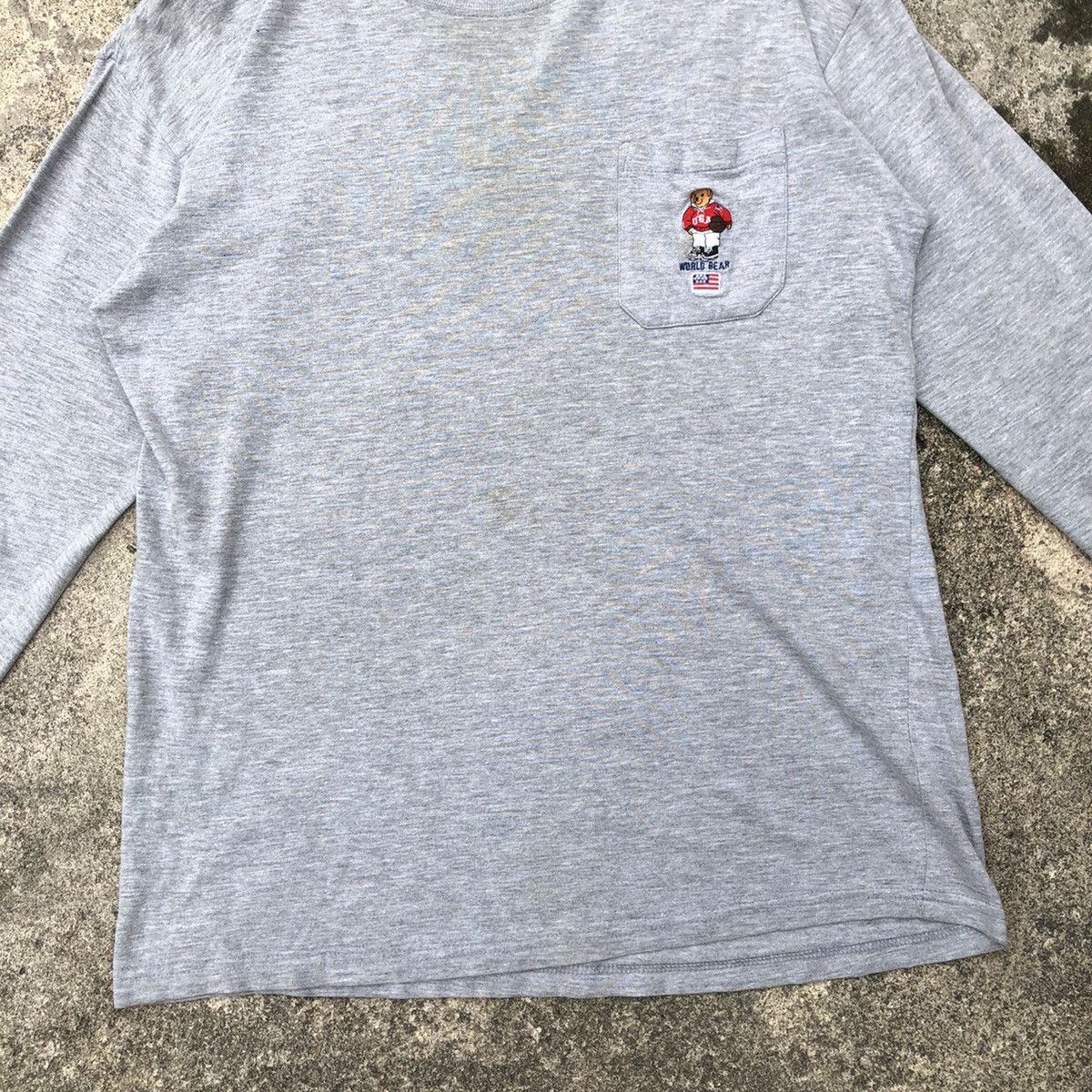 Vintage Rare Vintage World Bear Rip Off Polo Bear Single Pocket Tee Size US S / EU 44-46 / 1 - 3 Thumbnail