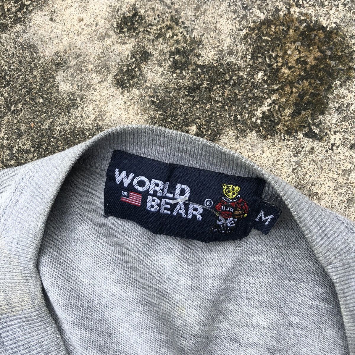 Vintage Rare Vintage World Bear Rip Off Polo Bear Single Pocket Tee Size US S / EU 44-46 / 1 - 14 Thumbnail